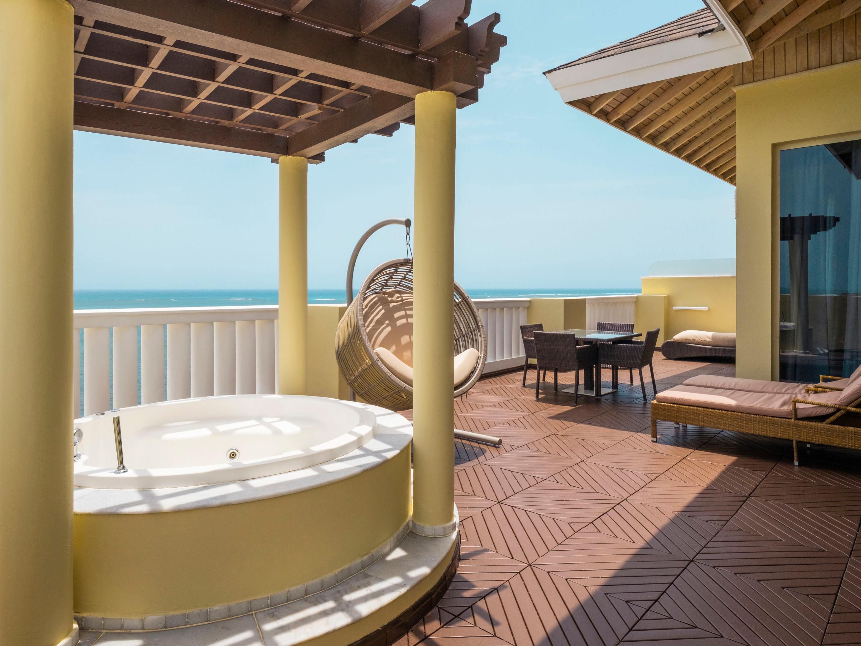 Oceanfront penthouse suite