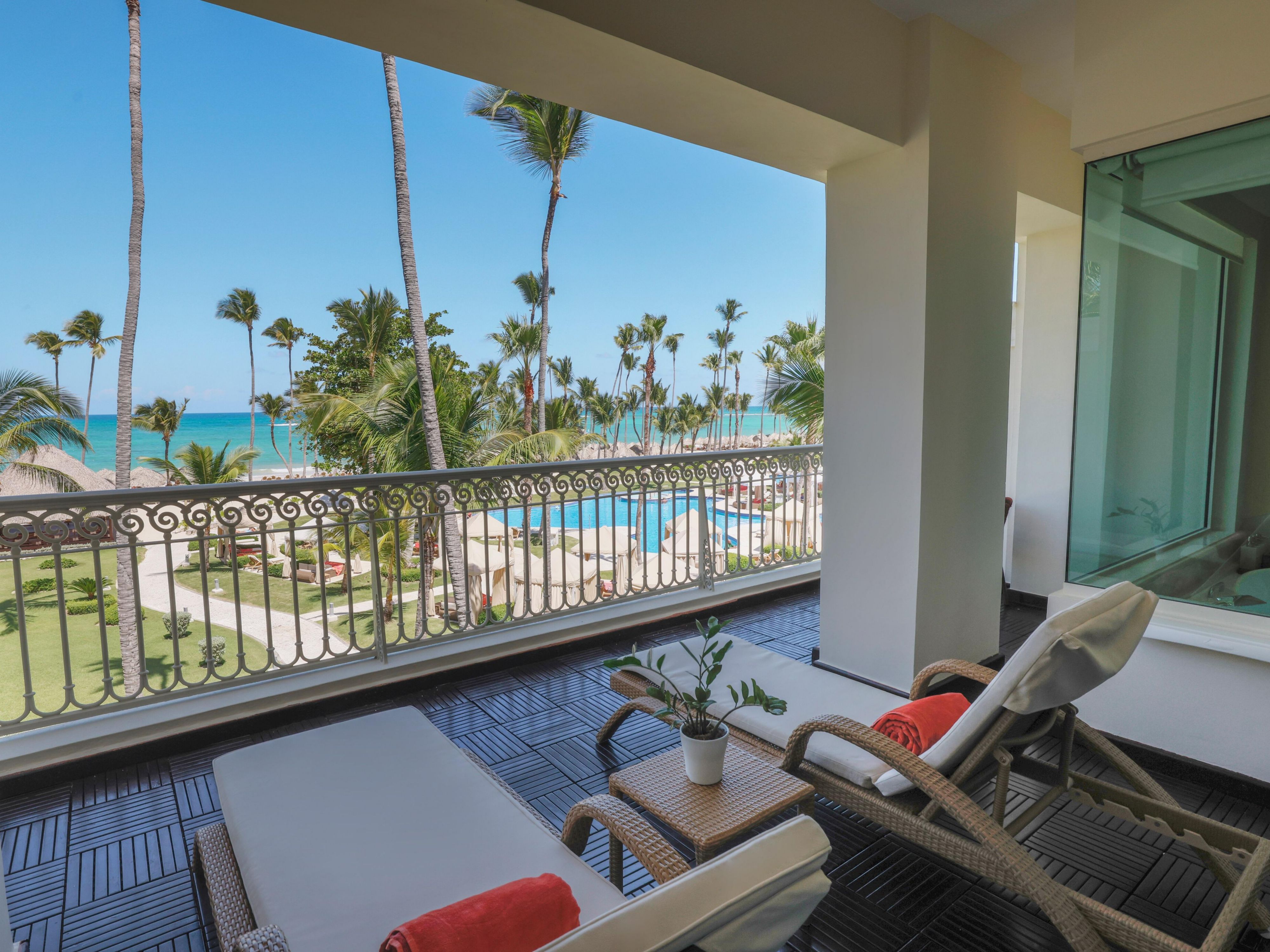Oceanfront butler suite