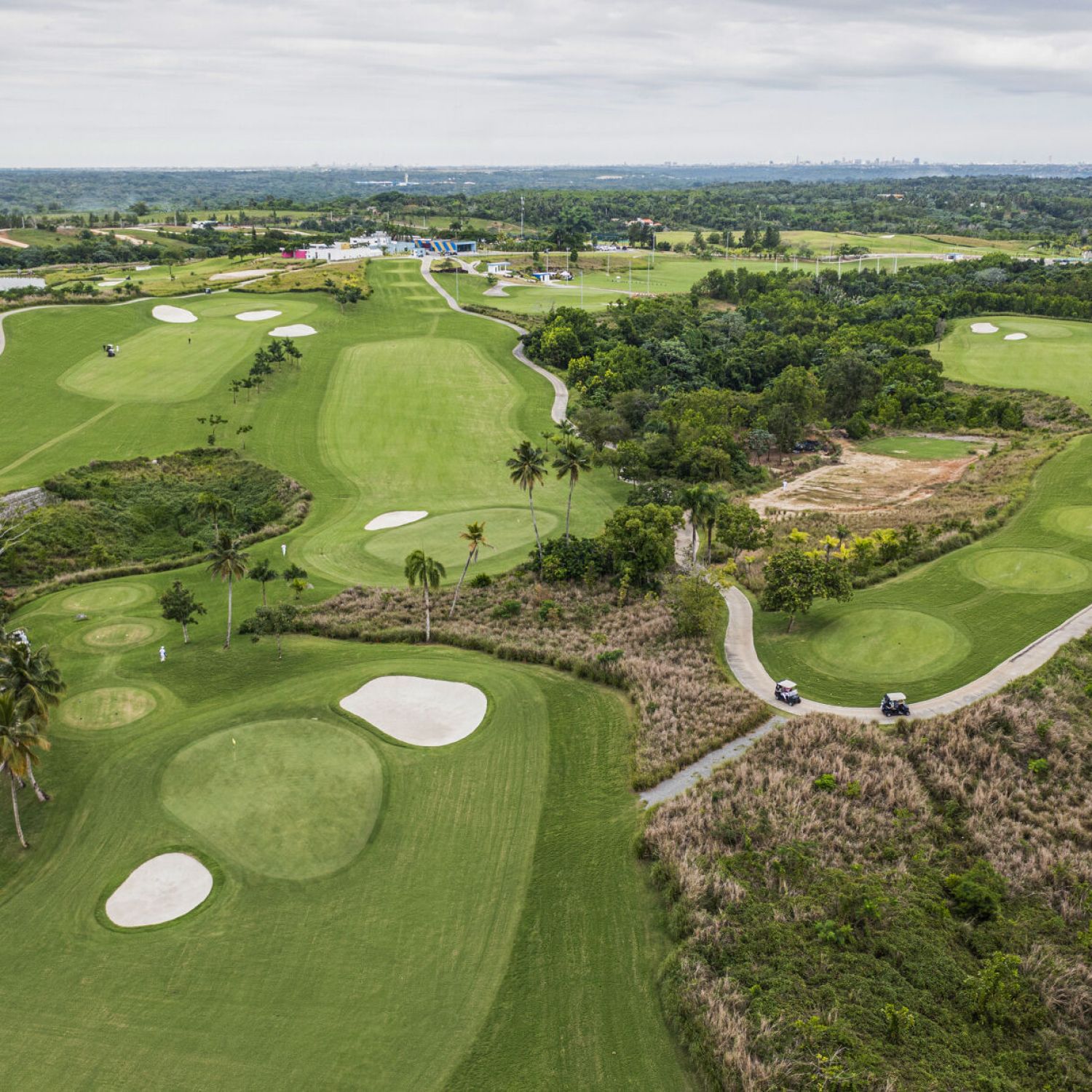 Поле для гольфа - Golf course