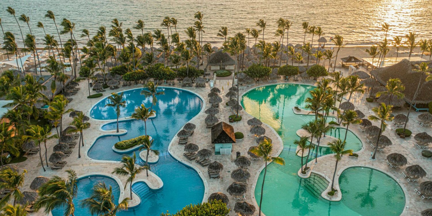 Award-Winning Beachfront Hotels & Resorts | Iberostar