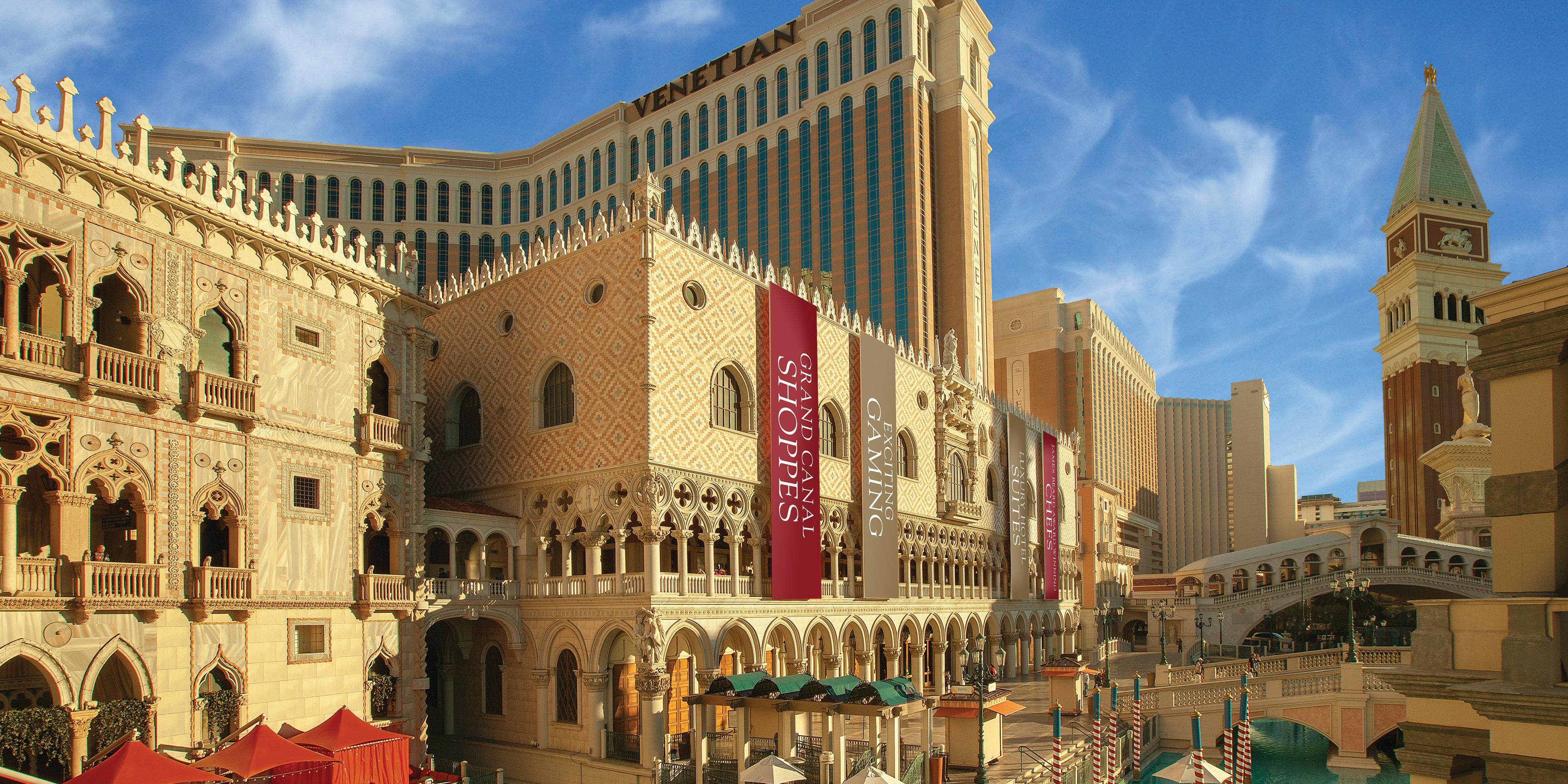 Christmas Projection Mapping Show at the Venetian Resort in Las Vegas