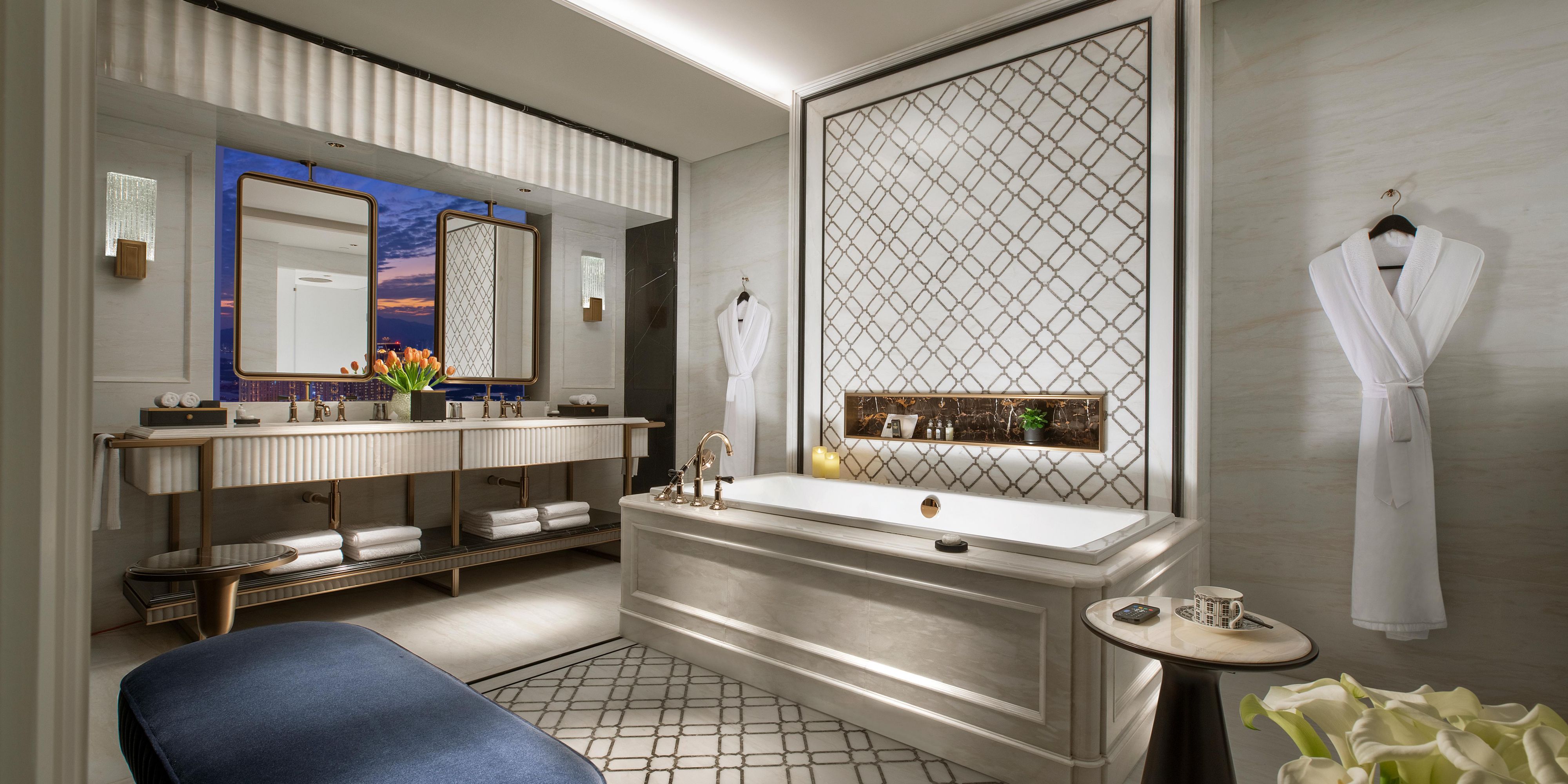 Londoner Bay Bath