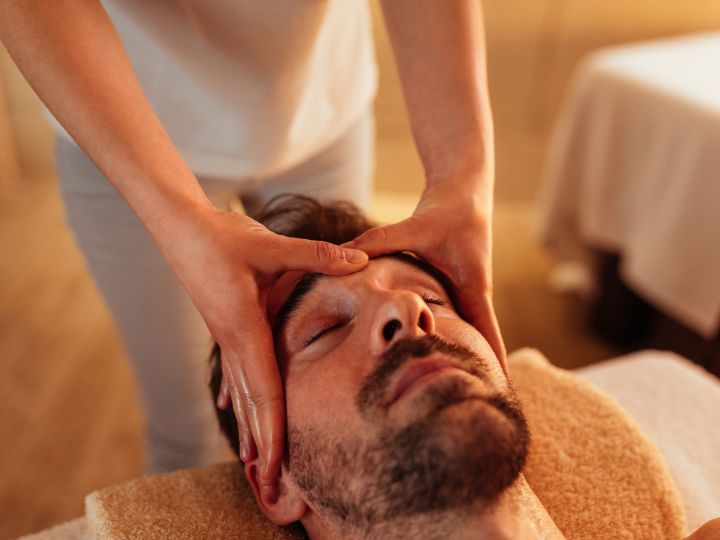 Illuminating Facial 