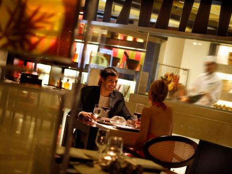  ไซ่ง่อน เรสเตอรองต์ อินเตอร์คอนติเน็นตัล ฮานอย เวสต์เลค