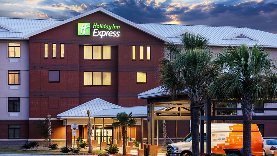 Holiday Inn Express Hotel Photo