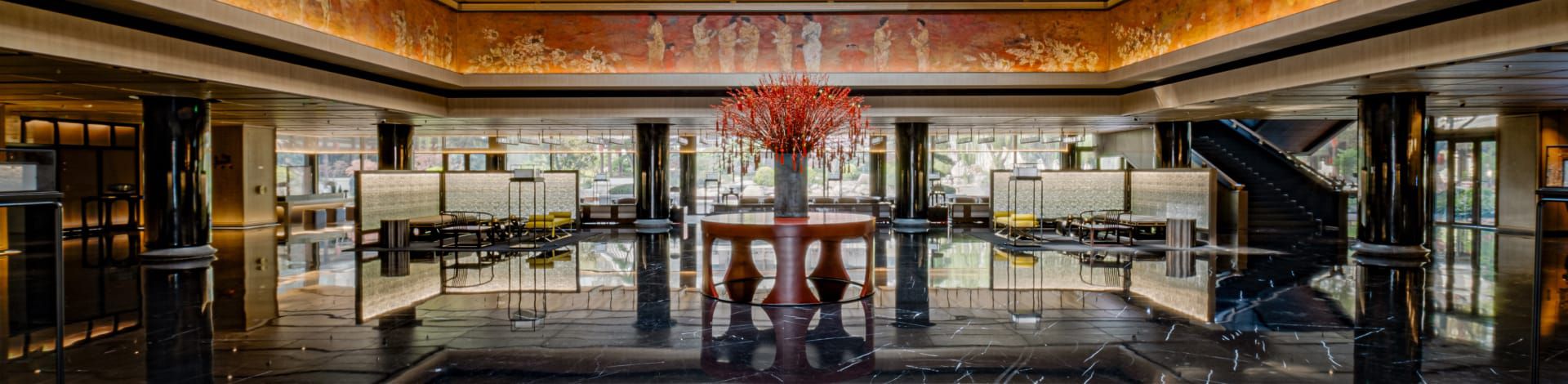 A blend of traditional Tang Dynasty architecture with modern luxury at Hualuxe Xi'An Tanghua.