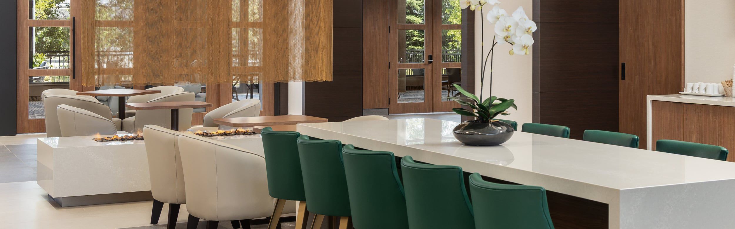 Open lobby and work space at Staybridge Suites Montreal Airport