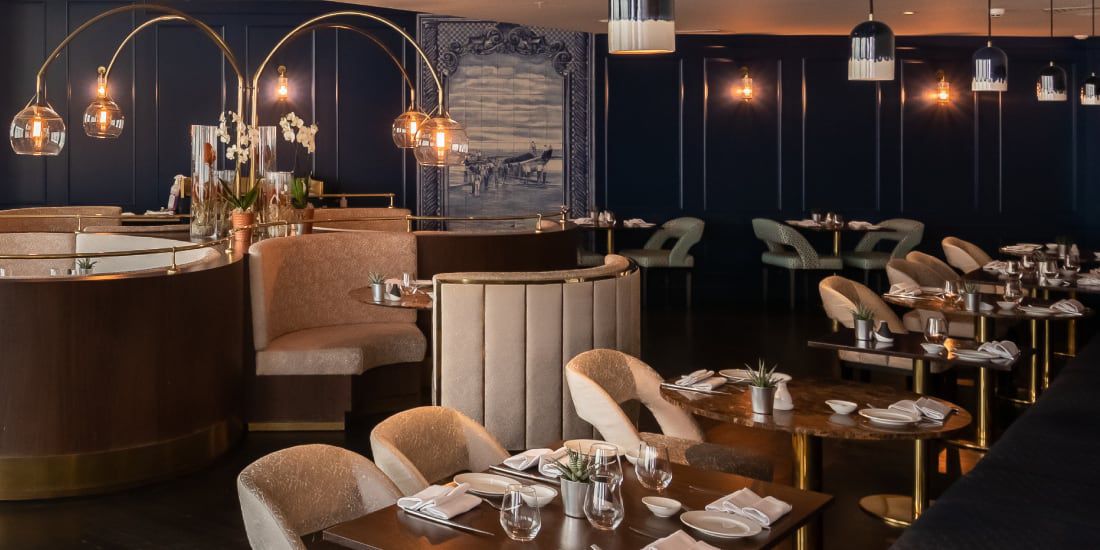 The Akla restaurant at InterContinental Lisbon features traditional Portuguese tiles.