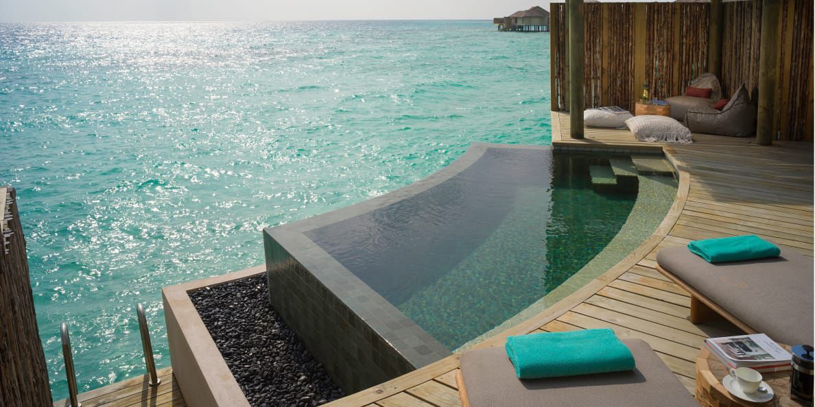 InterContinental Maldives Maamunagau Resort overwater villa infinity pool in Maldives