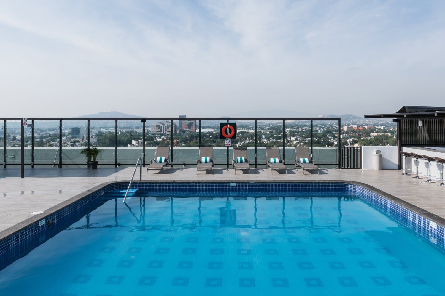 Piscina en la azotea en Guadalajara