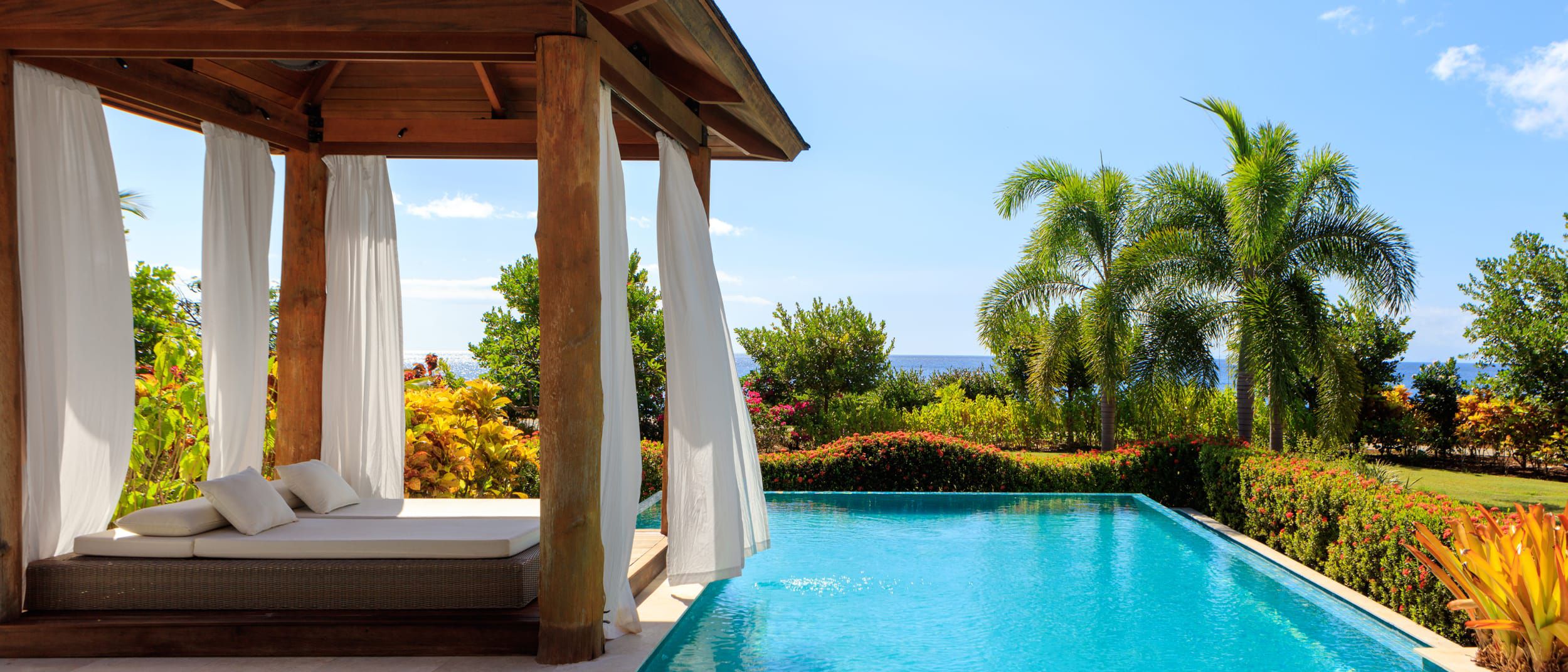 Ocean Side Cabana with pool