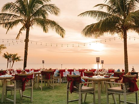 Crowne Plaza Phu Quoc Starbay Amber Sands Beach Club