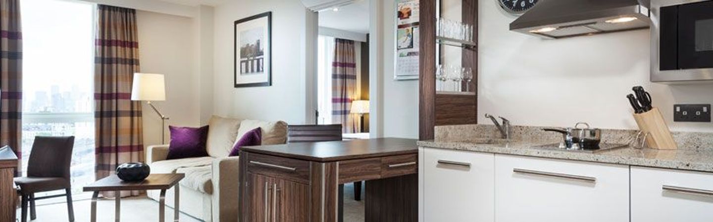 저희 호텔에서 편안함을 느껴 보십시오