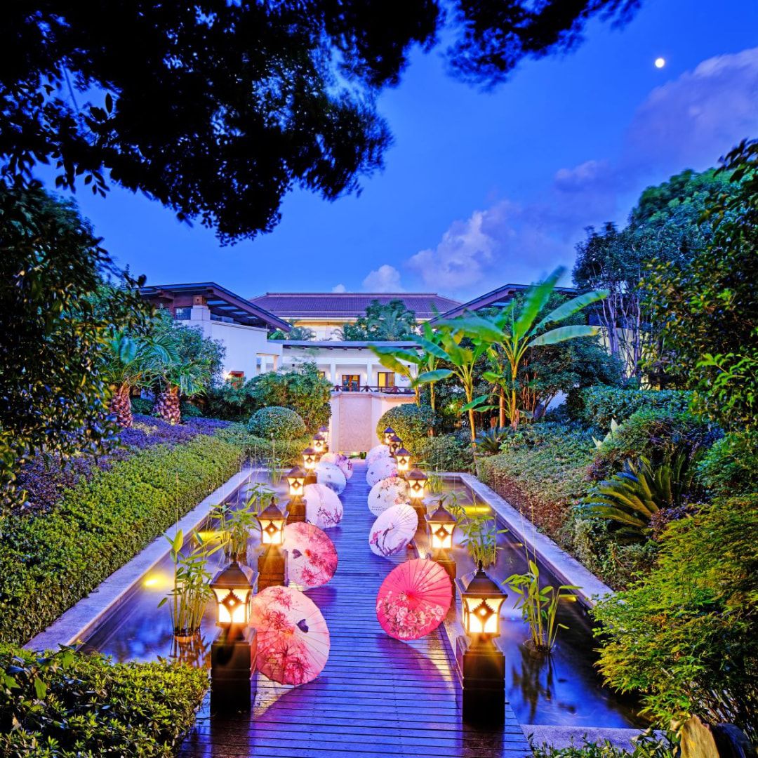 HUALUXE Suzhou Bay Hot Spring Resort Jiangsu, China