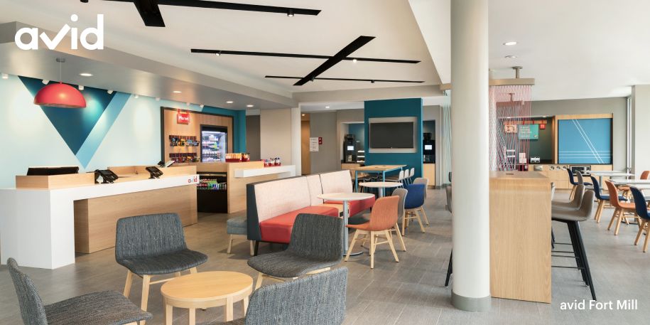  The Sioux City avid hotel’s comfortable and brightly furnished lobby, featuring ample seating.