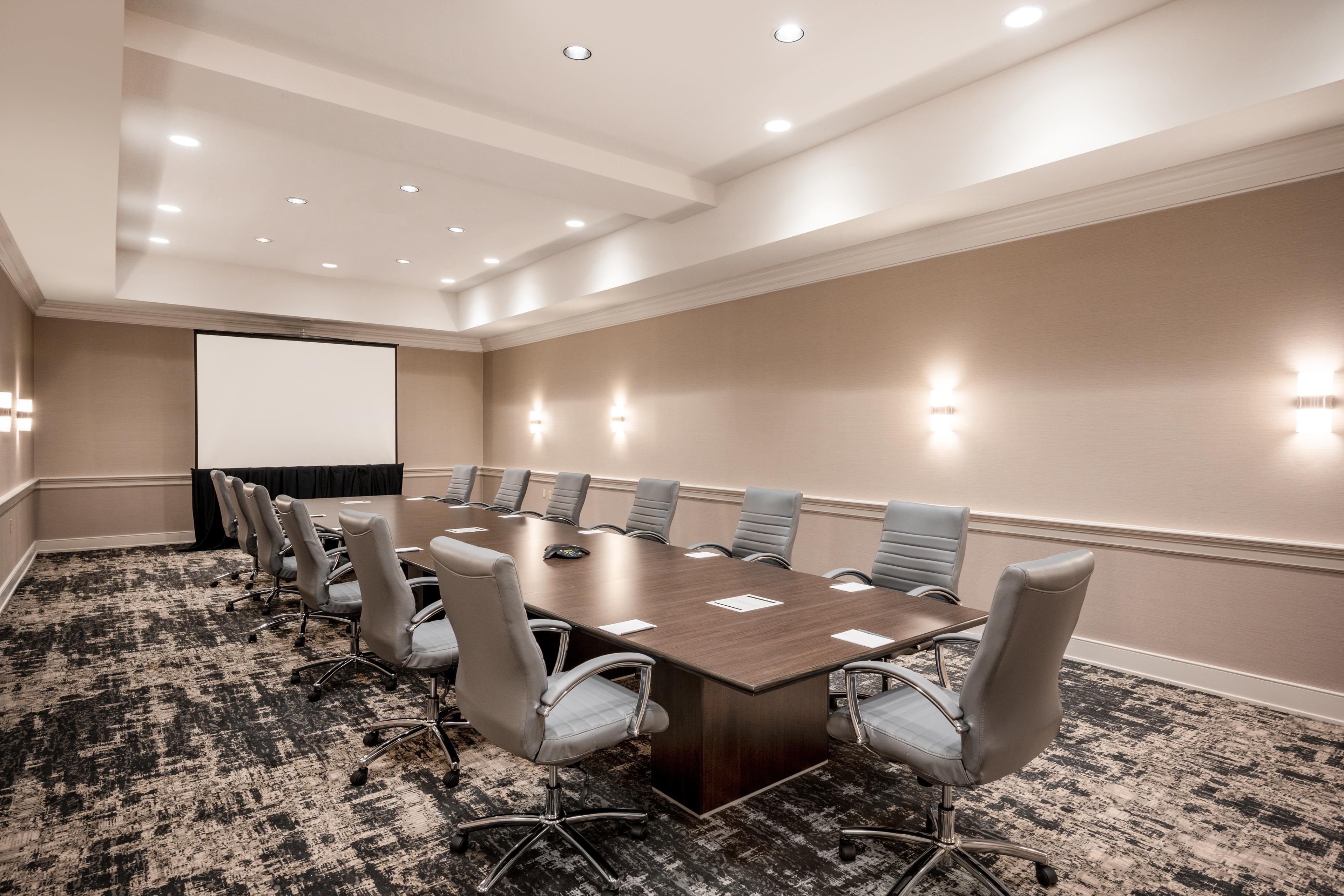 High Street 22 Board Room has executive seating for up to 20 guest
