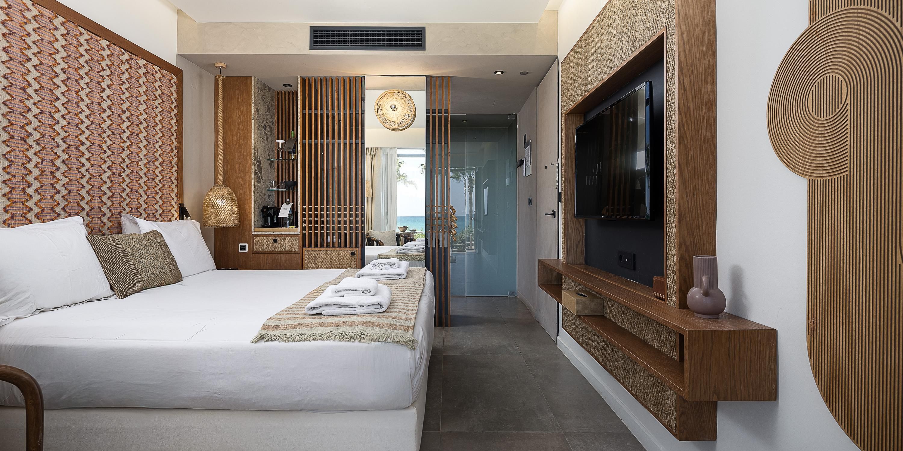 Essential Partial Sea View Room