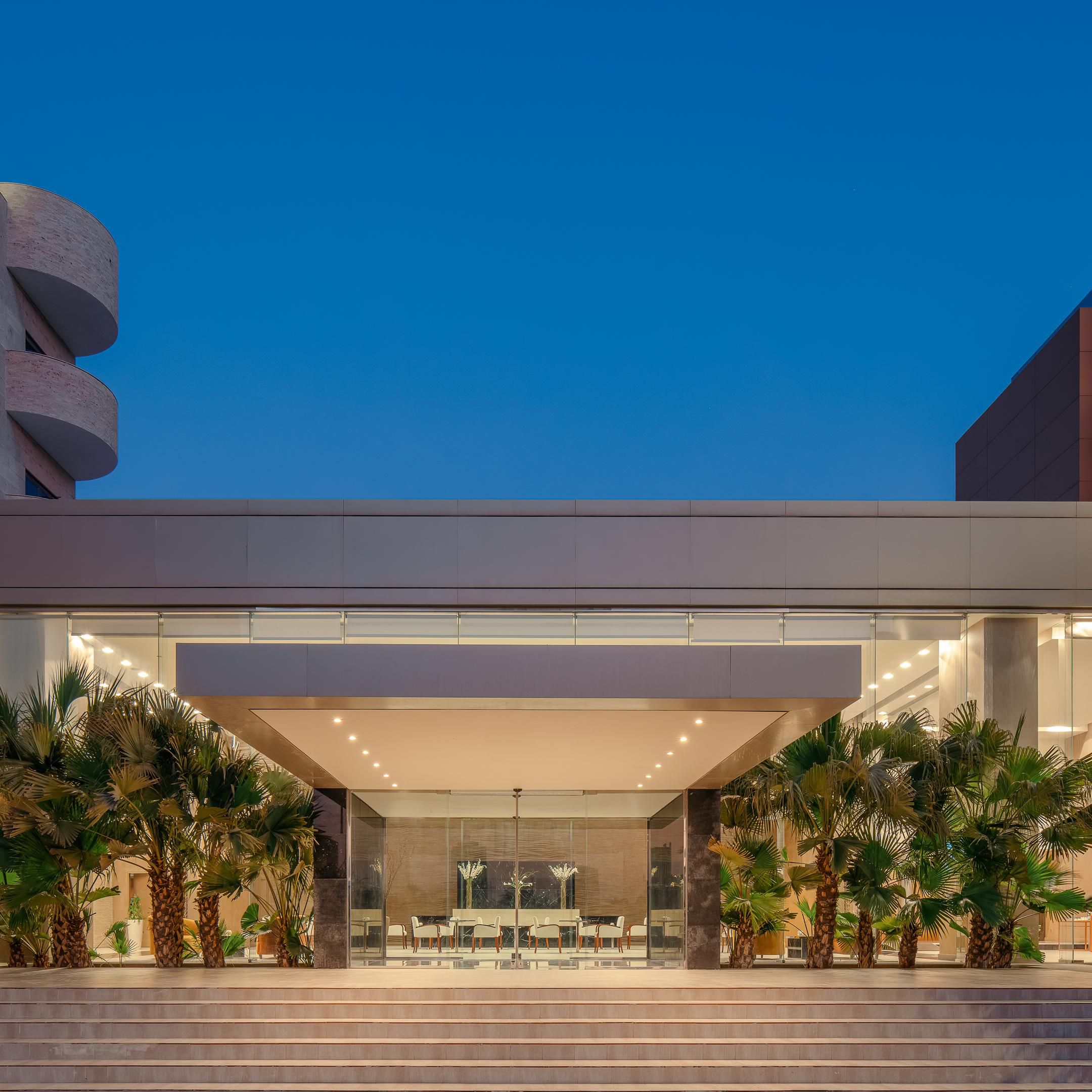 Welcome to Carlton Al Moaibed located in the heart of Khobar