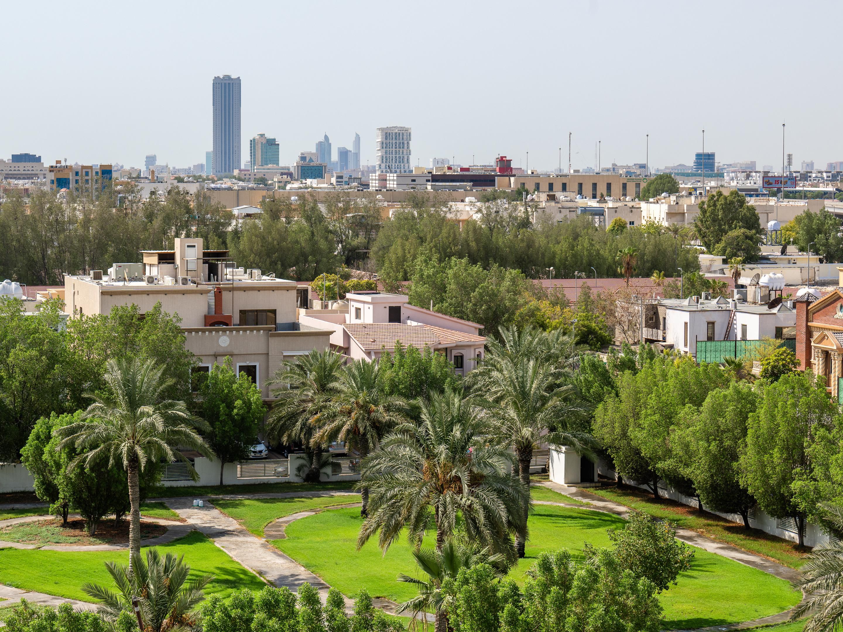 Centrally located between Dammam and Khobar, Carlton Al Moaibed is your gateway to the area’s top attractions. With the Ithra Library and Museum nearby just a short drive to Dahran Exhibition and Dammam Sports Areana, your stay is perfectly positioned for both leisure and business.