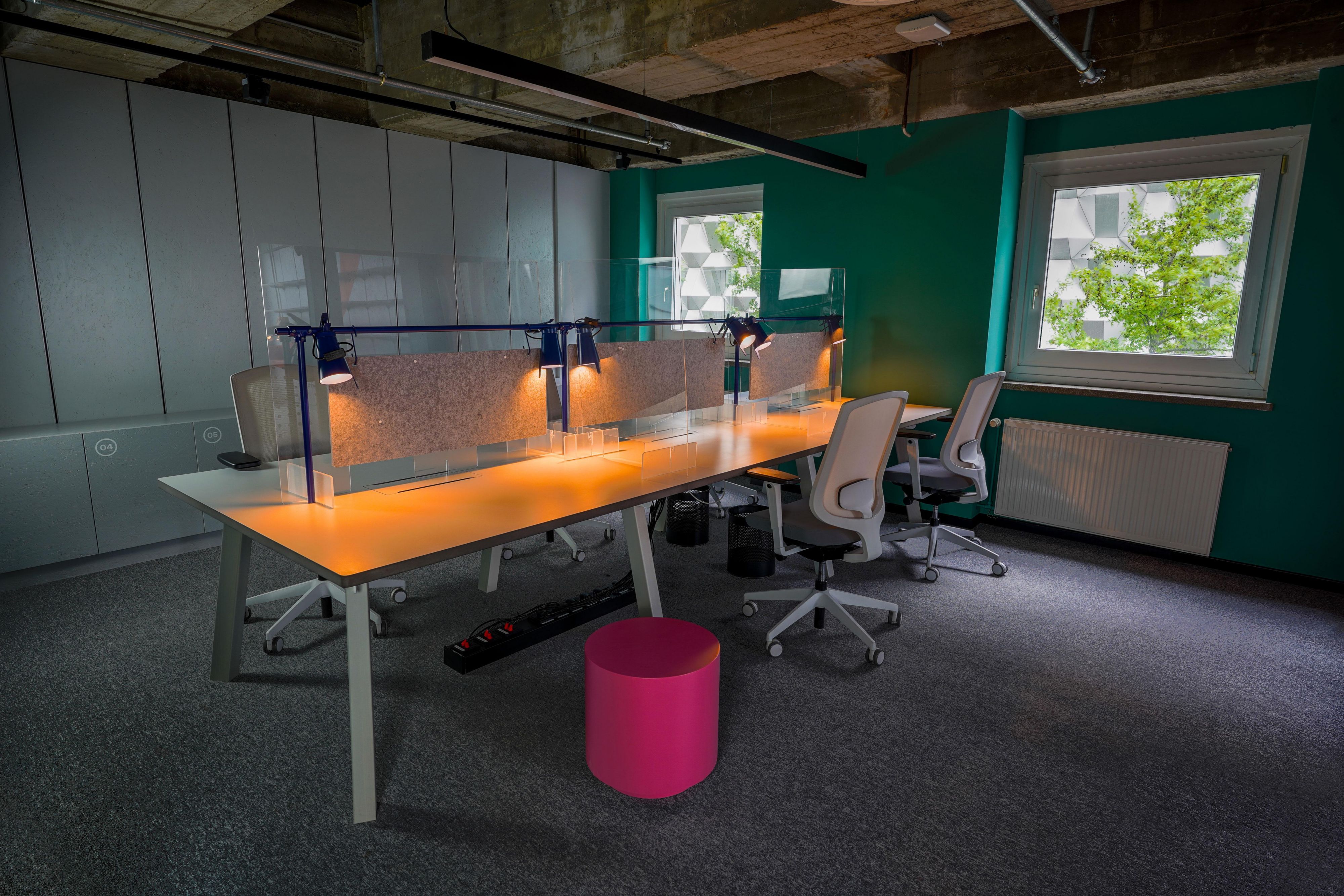 Are you a start up company looking for your first office space, or is it simply time to expand? Contact the team to discuss our co-working facility located in our dedicated business floor and flooded with natural day light. Our space could be your space!