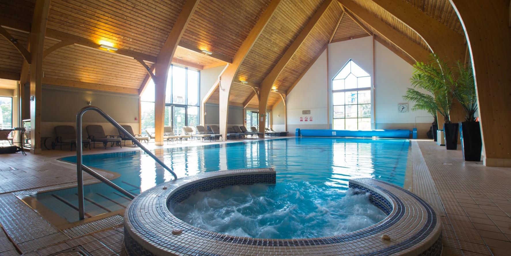 If you're an early bird & prefer a swim in the morning or looking to unwind at the end of a long day, our 16-meter crystal-clear swimming pool is perfect to relax & rejuvenate. Our sauna and steam room will cap off a refreshing visit to simulate your skin and senses. The gym provides everything you need for a complete health & fitness experience. 