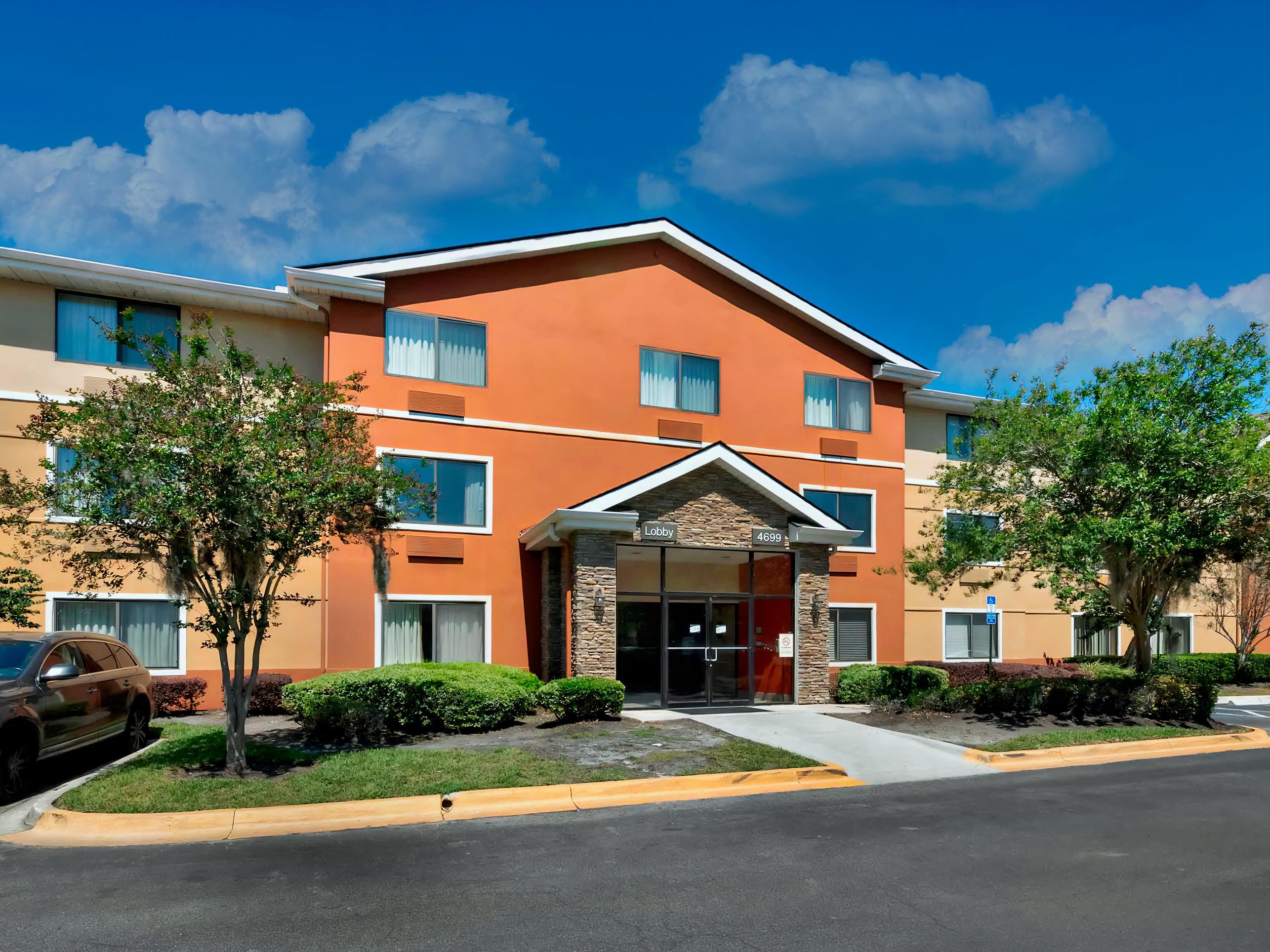 Suites Southpoint - Jacksonville