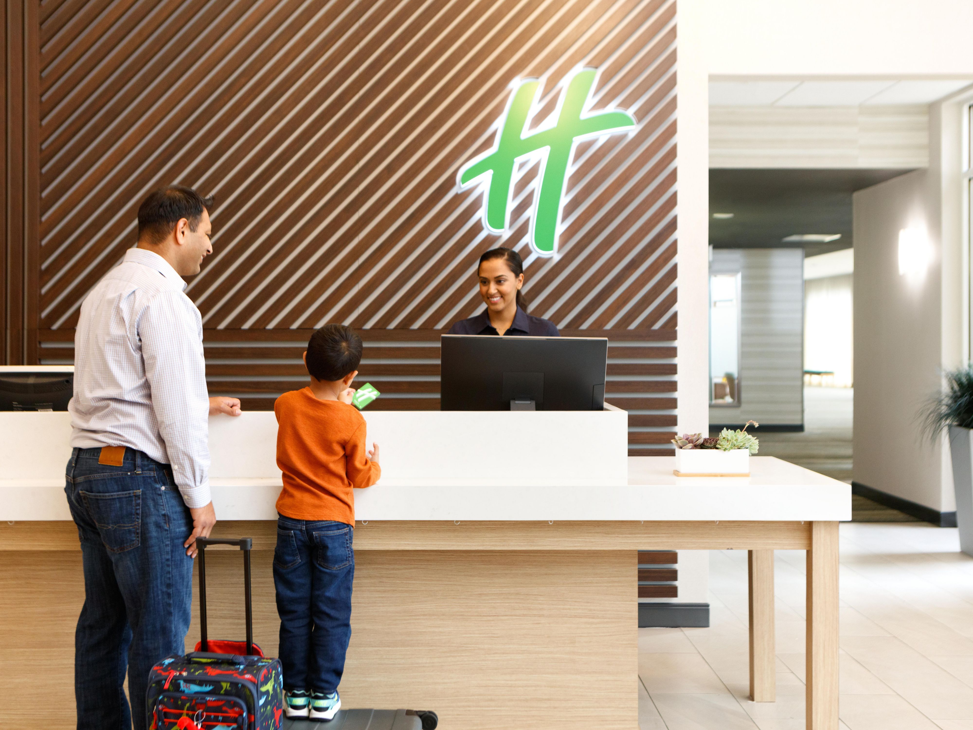 Our hotel enhances your stay with exceptional amenities, including pet-friendly guestrooms, complimentary Wi-Fi and a market for your convenience. Stay active in our 24-hour fitness center, designed for your comfort and enjoyment. 