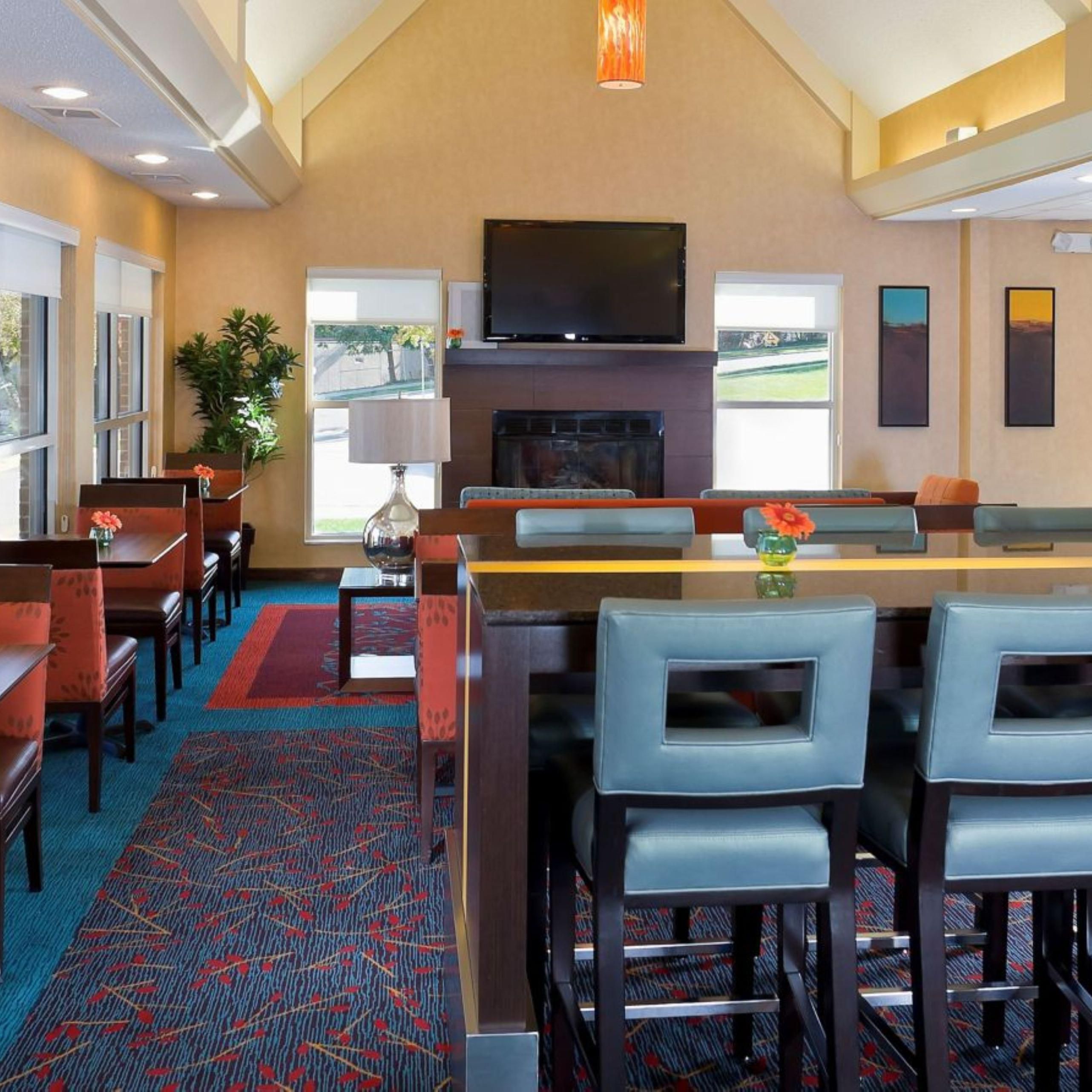 Start your morning the right way with breakfast. 