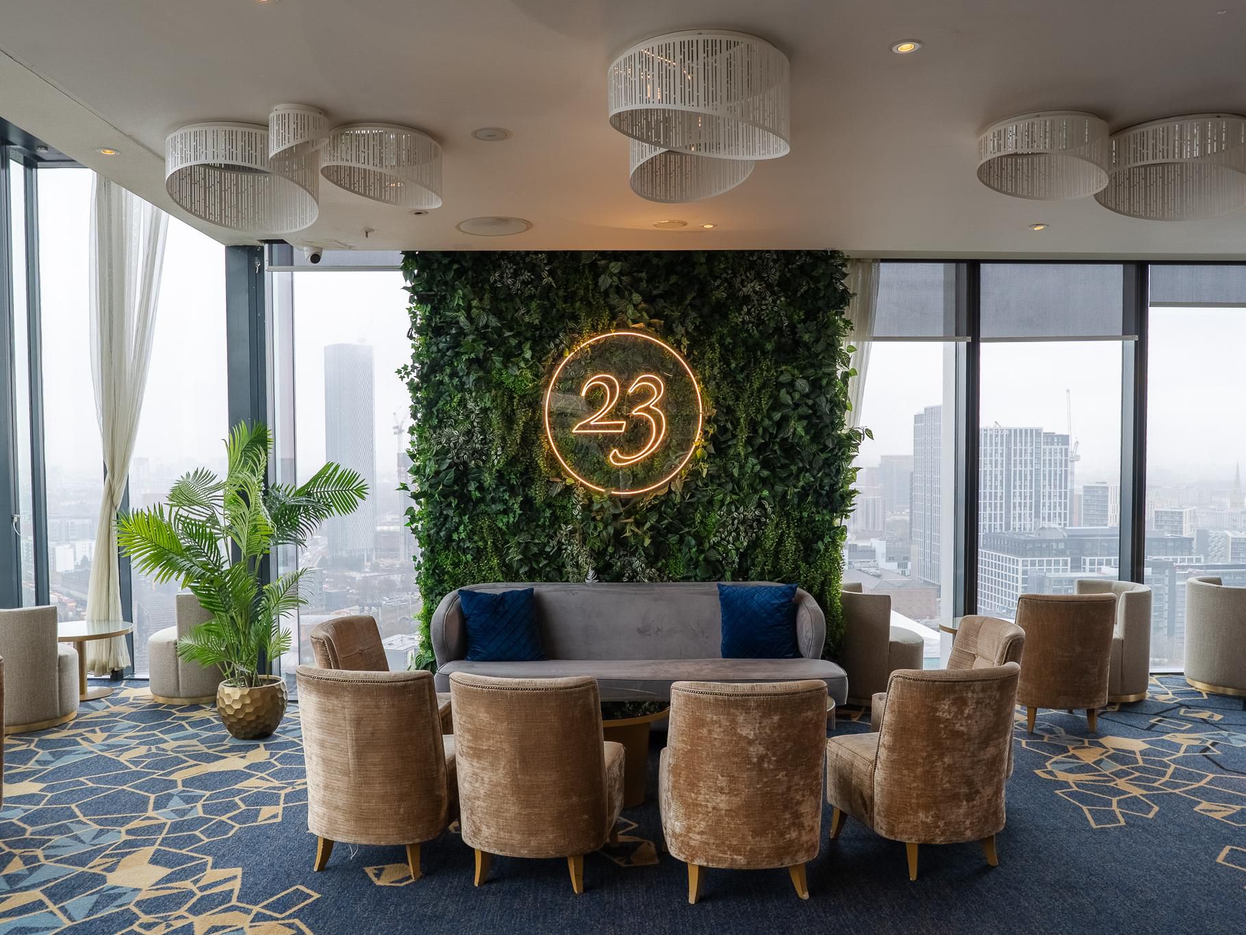 Cloud 23 bar area for meetings and events