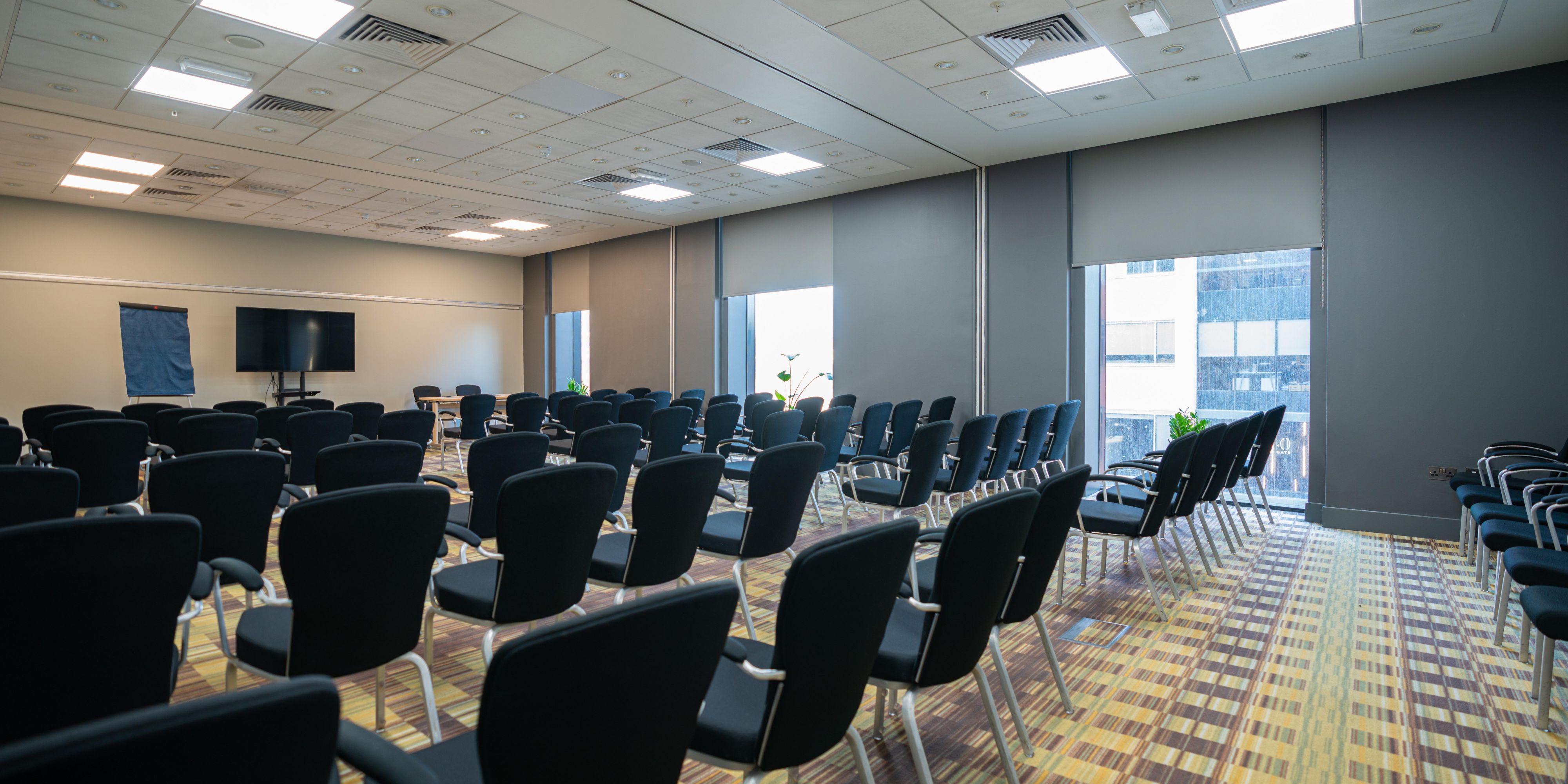 Intimate meeting room - theatre style