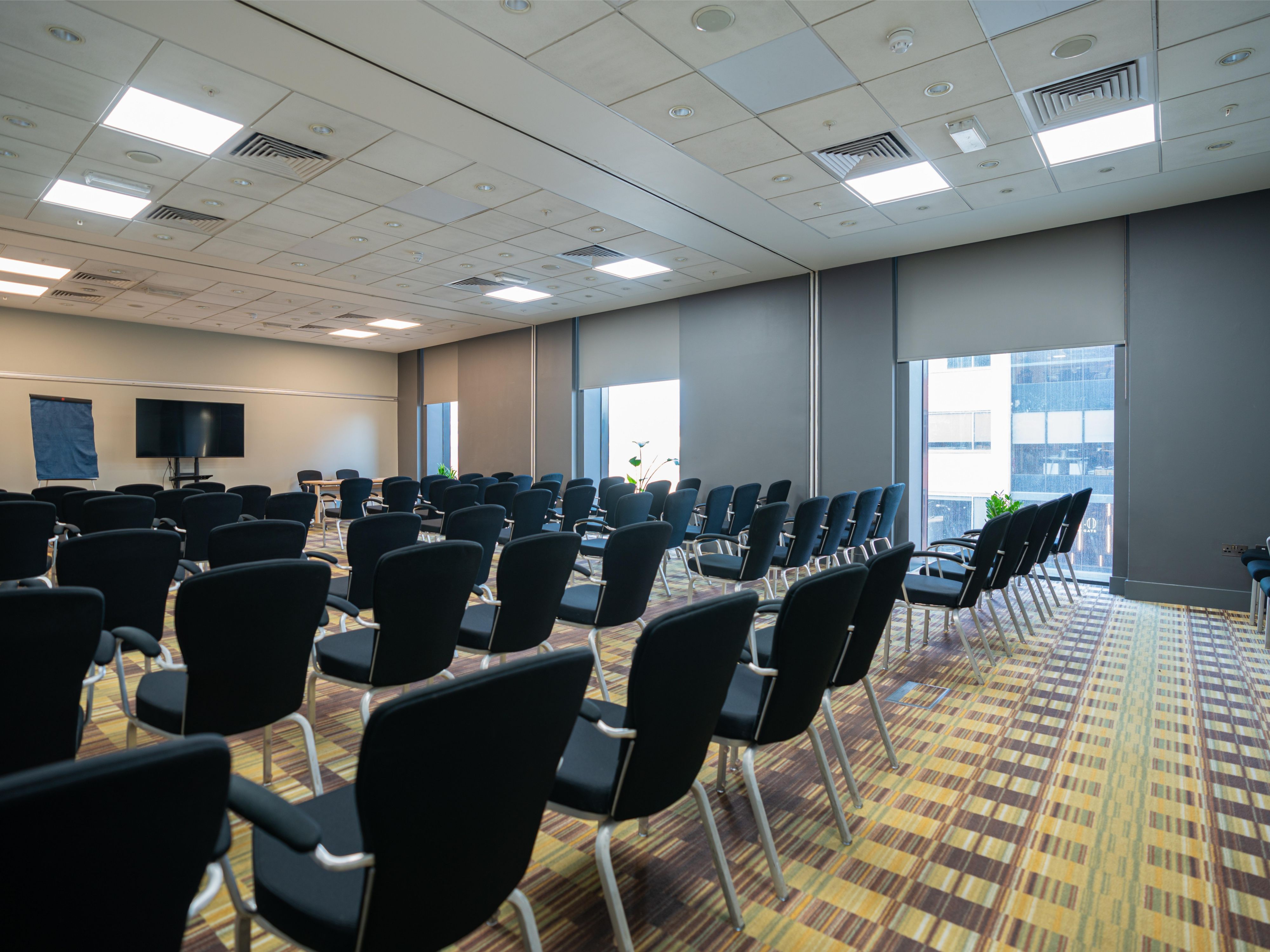 We understand that sustainability is a key priority for event planners. That's why our Meeting for Good programme is designed to deliver a more sustainable event experience, with initiatives focused on minimising water consumption, reducing single-use plastics, and implementing food waste reduction efforts in banquets.