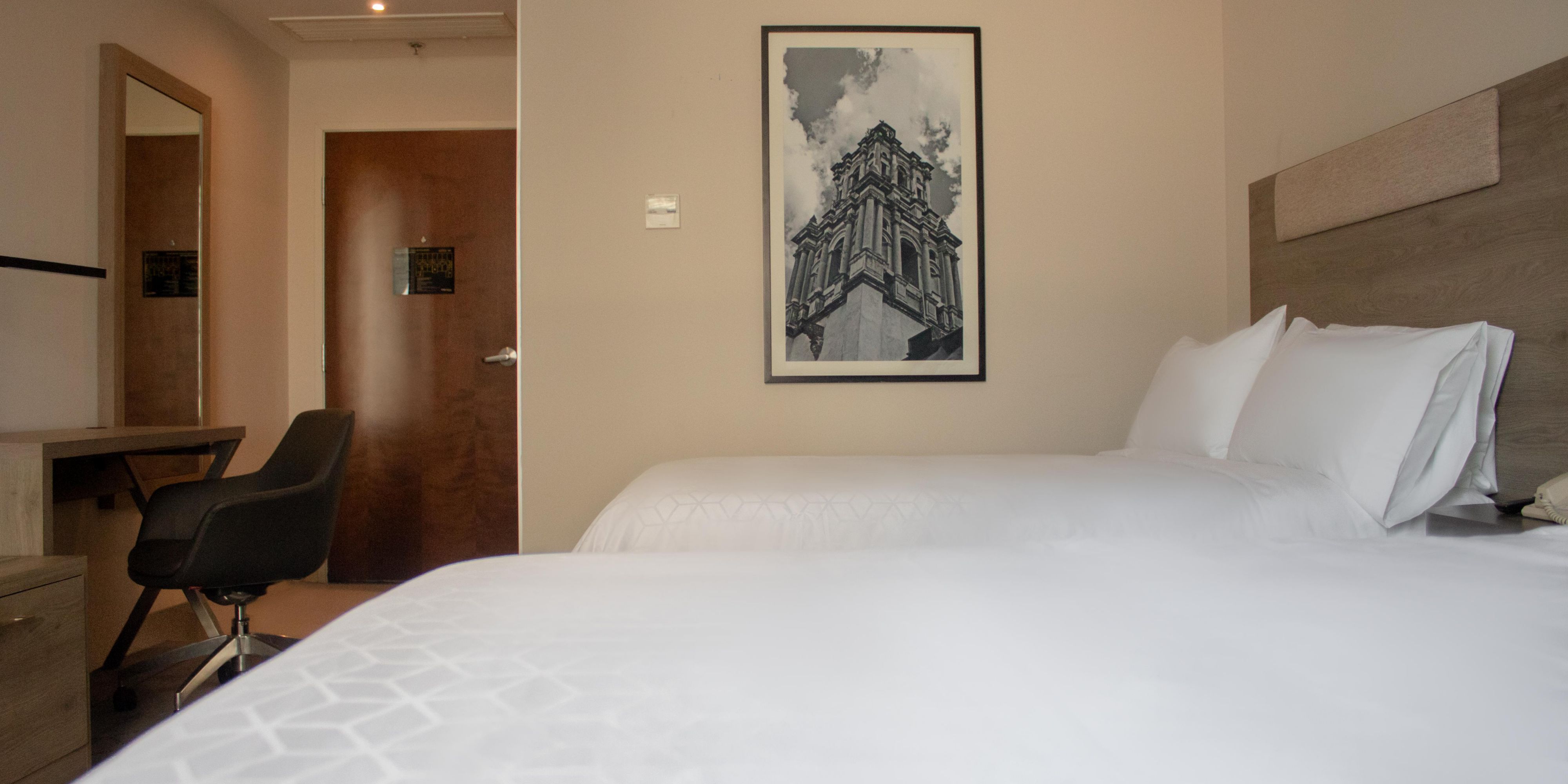 Puede encontrar los mejores lugares para congresos a pocos minutos del Hotel.