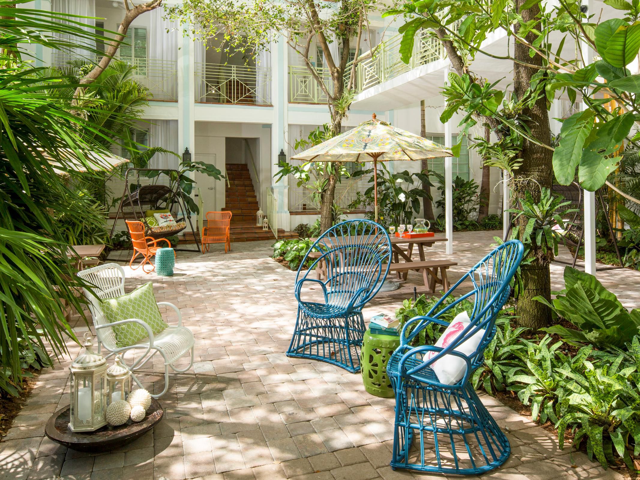WunderGarden is our mid-beach hideaway. Located in the heart of our hotel, this secret garden offers a Bohemian vibe that will instantly make you feel as if you’re a world away. Savor the laid-back atmosphere of rum parties, yoga sessions, and live music in this tropical-themed courtyard. The garden is also available for private social events.