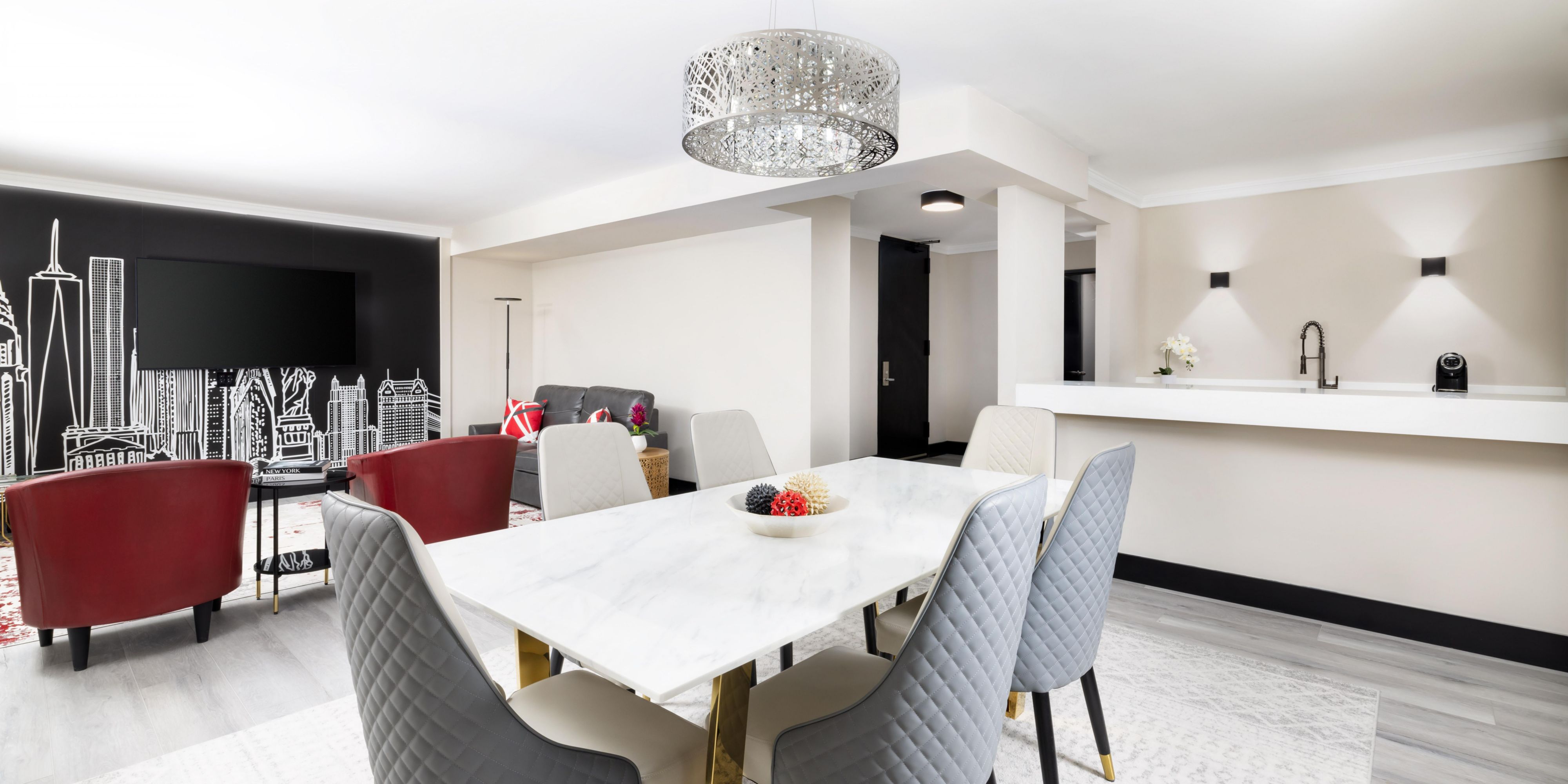 King Suite with dining room and kitchenette