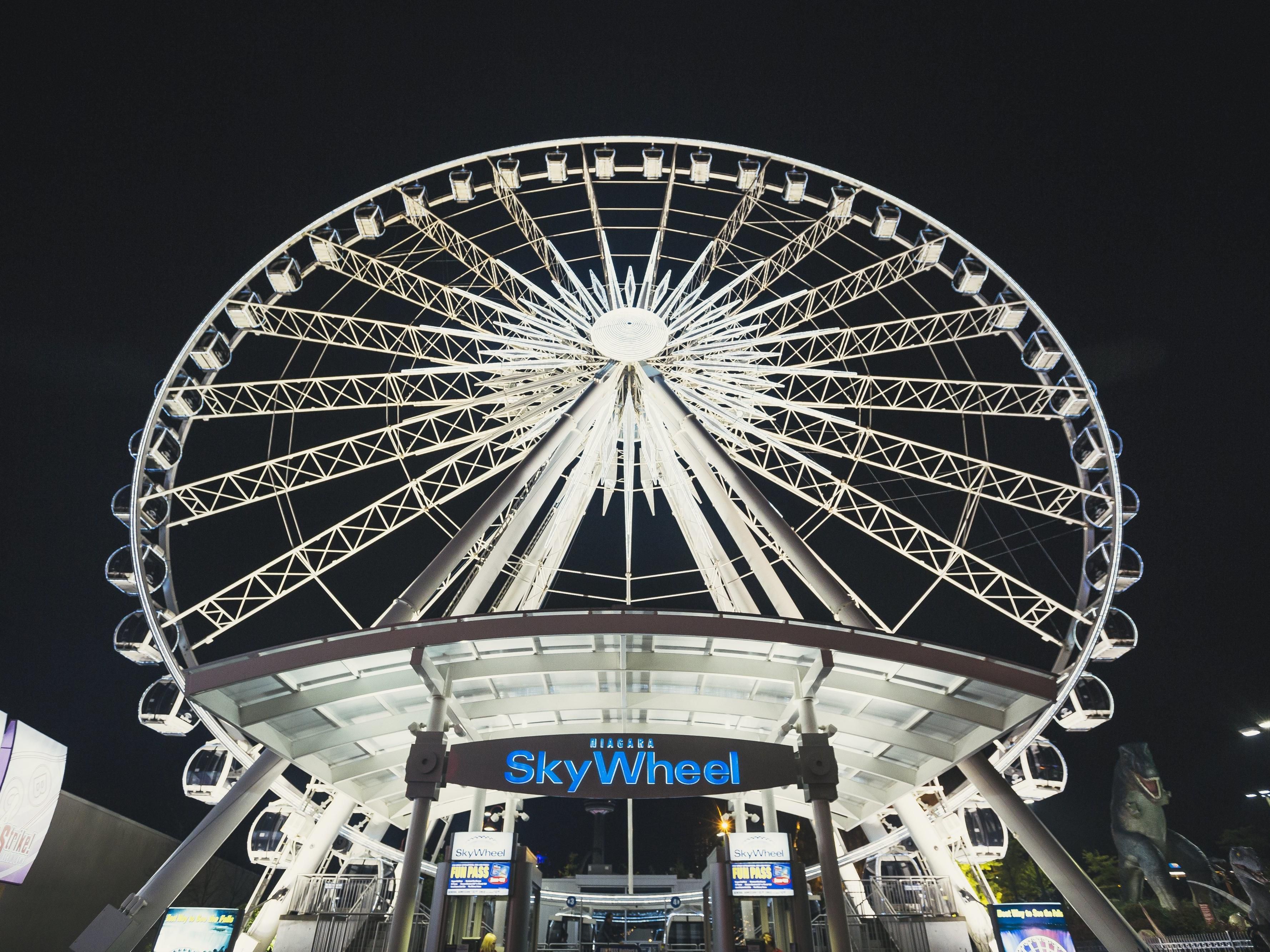 Ariel view of Niagara sky wheel in the evening time