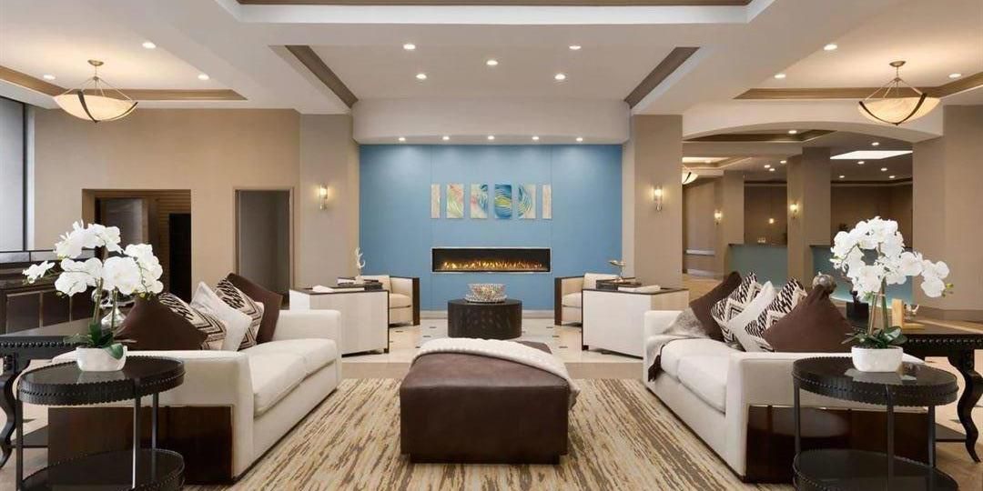 Independent (SPHC) Skyline Hotel Detroit Airport