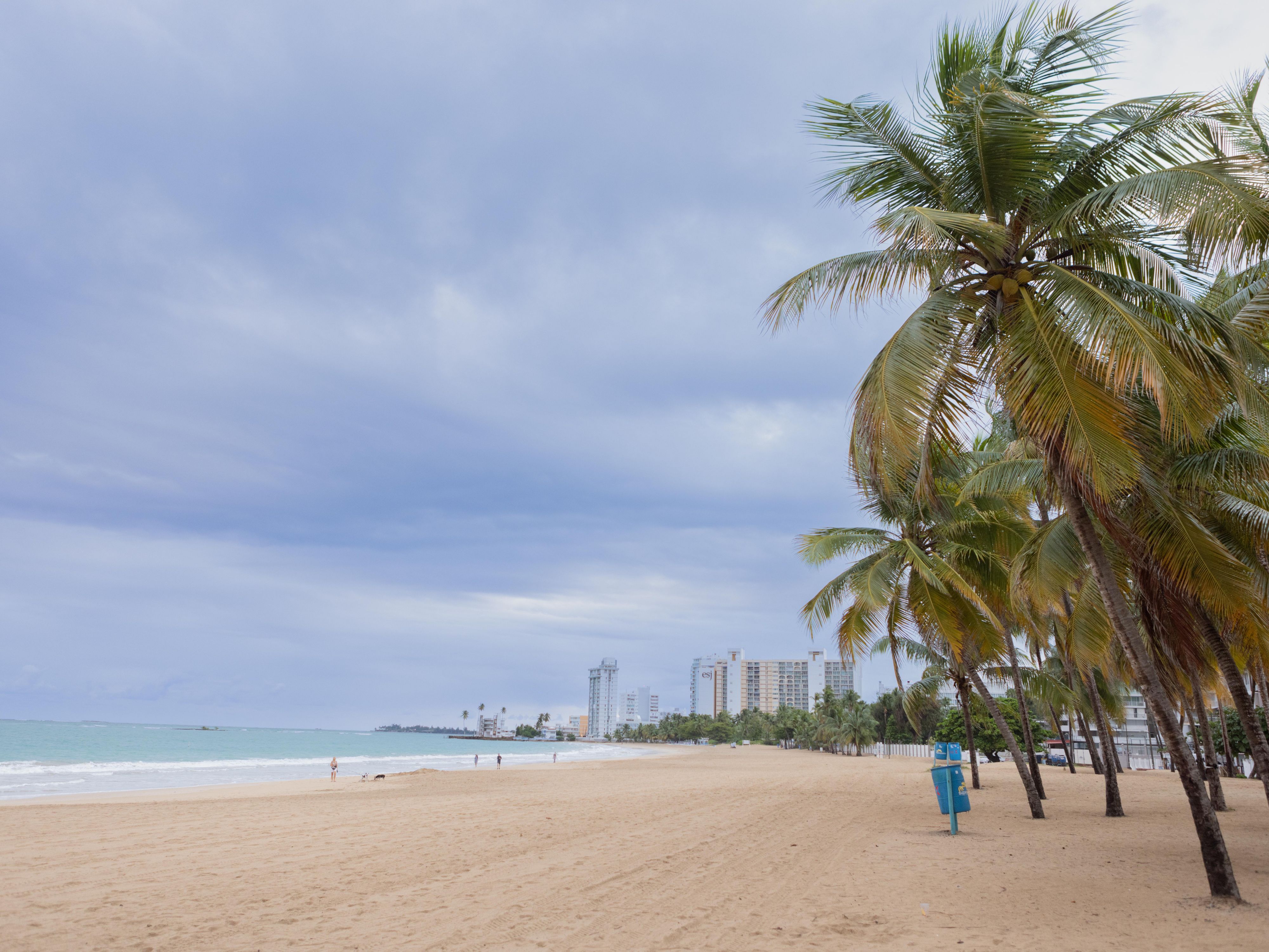 Condado is San Juan’s lively coastal district, known for its beaches, dining, shopping, and nightlife. From Ashford Avenue’s boutiques and cafés to the sandy stretch of Condado Beach and the vibrant scene of nearby Santurce, it’s the perfect mix of city energy and island charm.