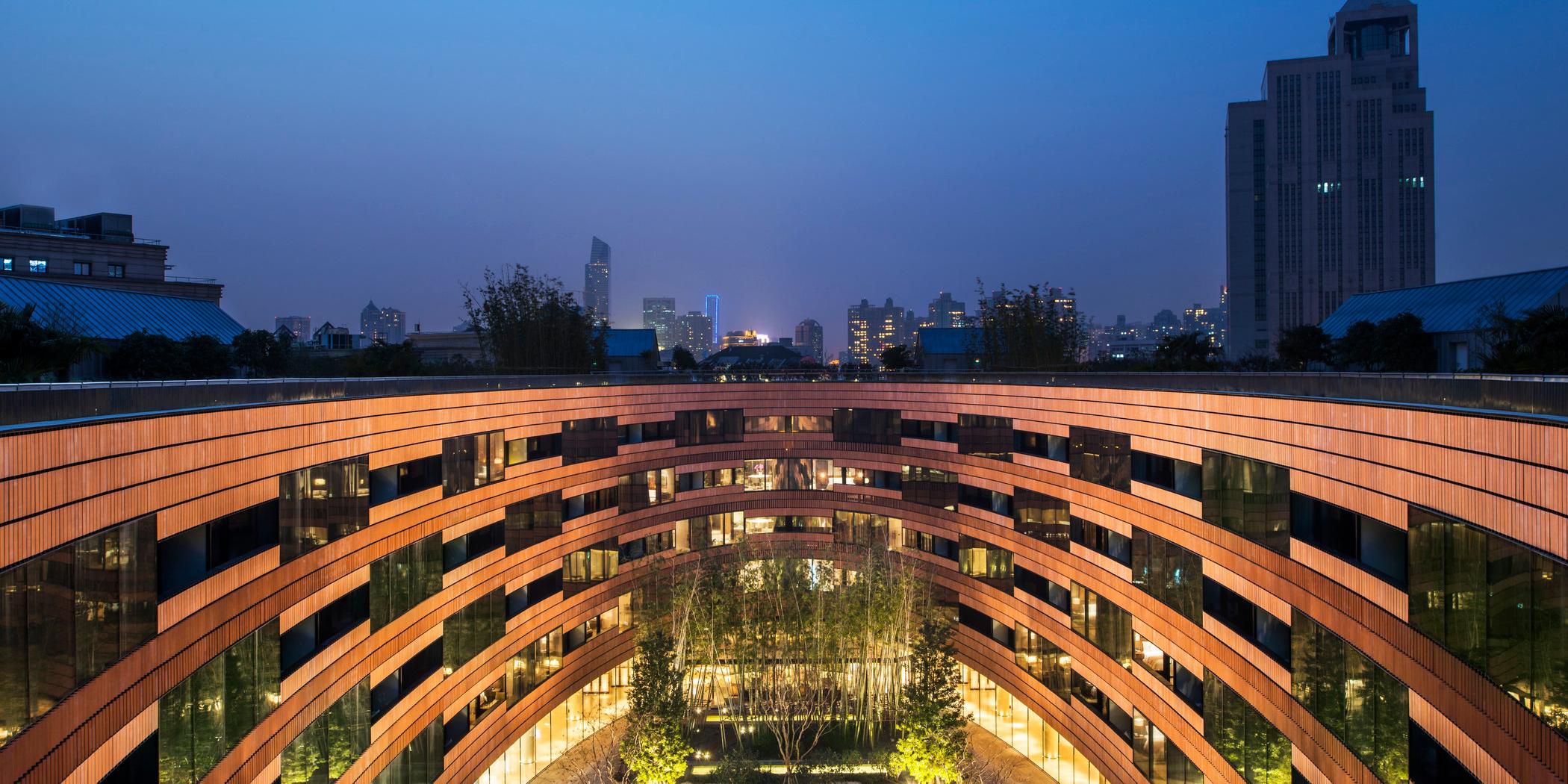 HUALUXE Shanghai Twelve at Hengshan