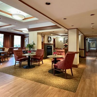 A dining area to enjoy your breakfast in the Long Creek Hotel.