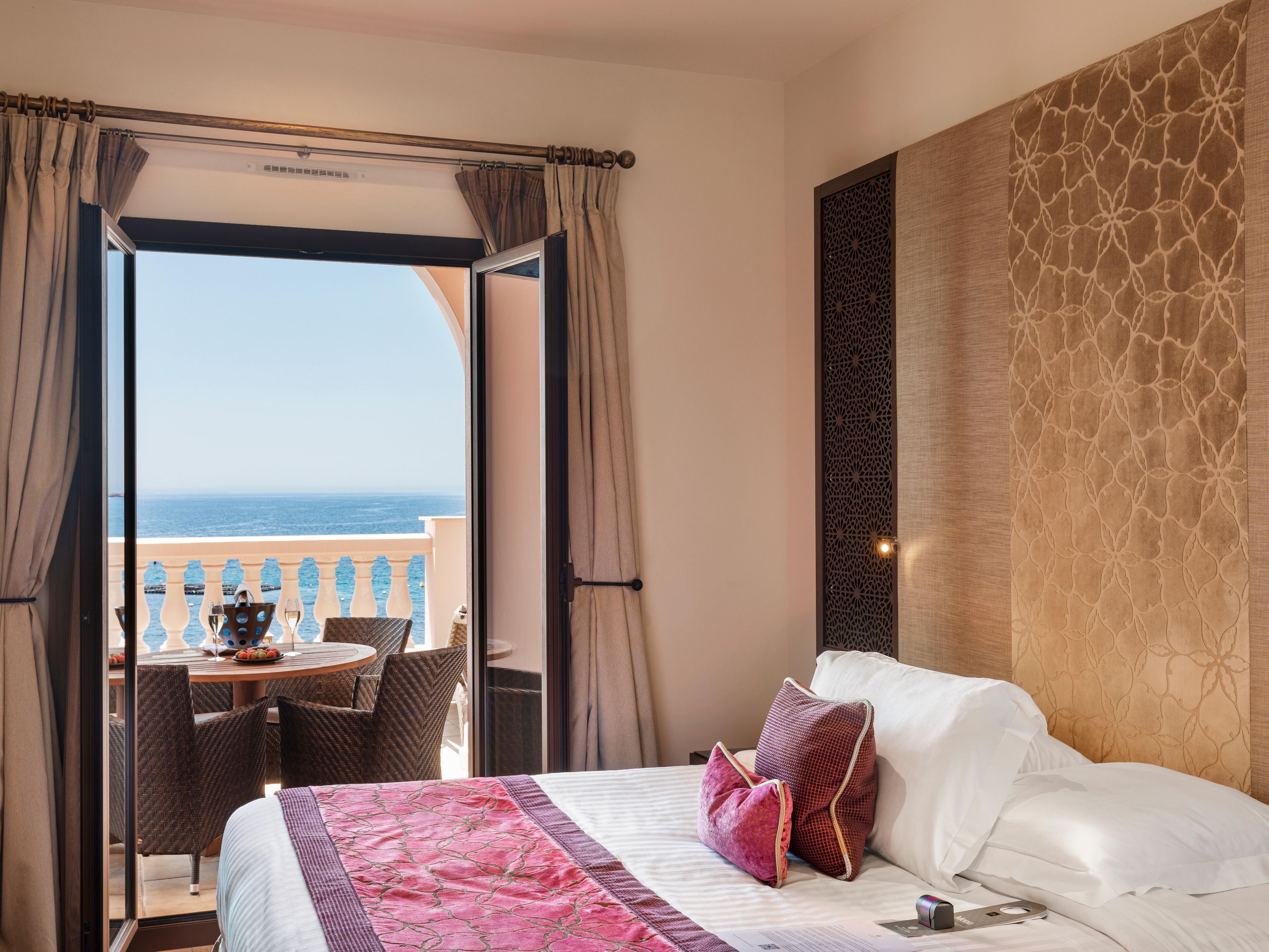 King Bed Suite Sea view Terrace