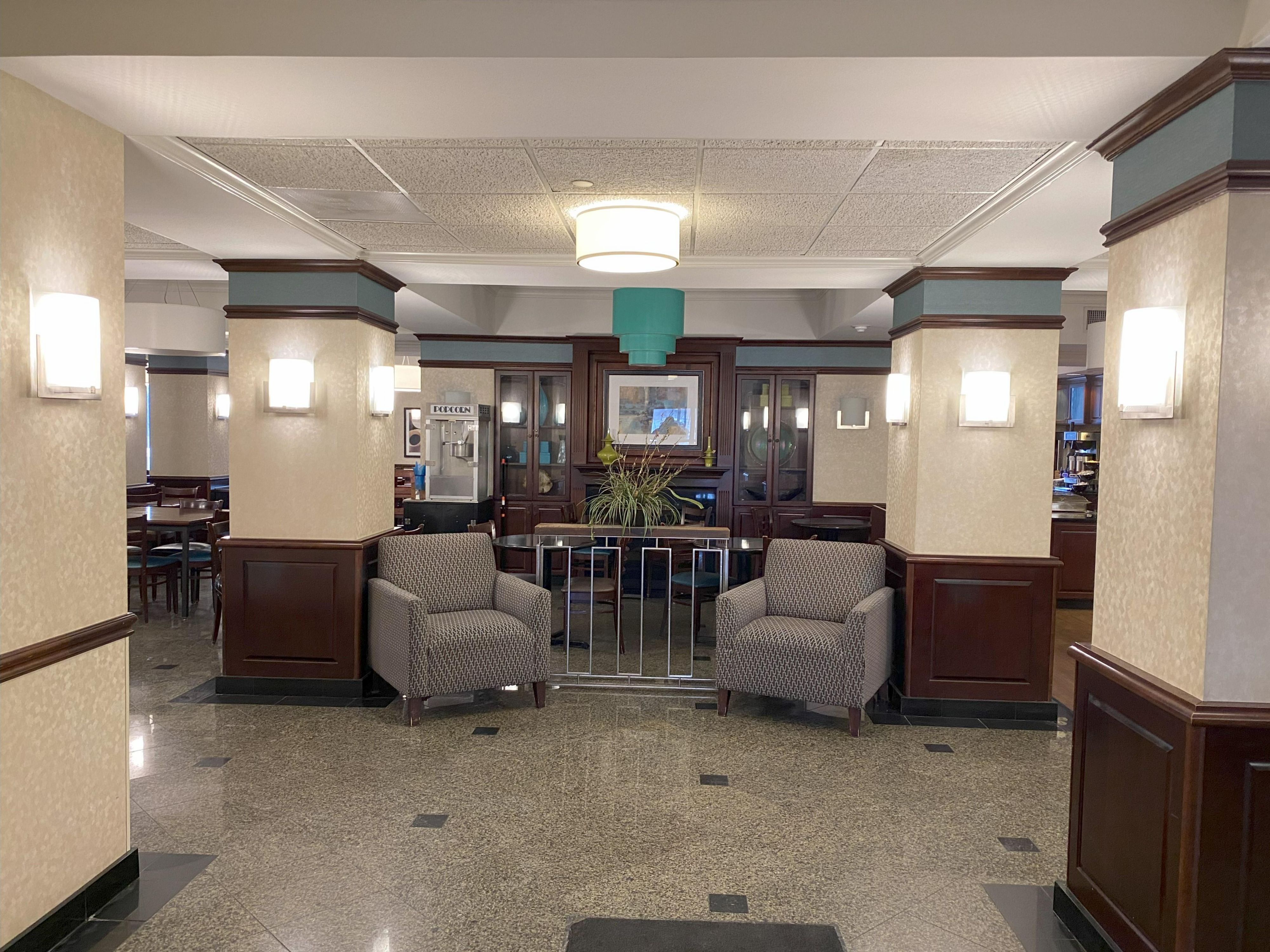 Located minutes from Big Beaver Sass And Automotive Hub, our Troy hotel blends the local spirit with inspired workspaces. Stay connected with high-speed Wi-Fi, flexible meeting rooms, and ergonomic desks in every room, crafted for your comfort. Here, productivity meets personality so you can work your way.