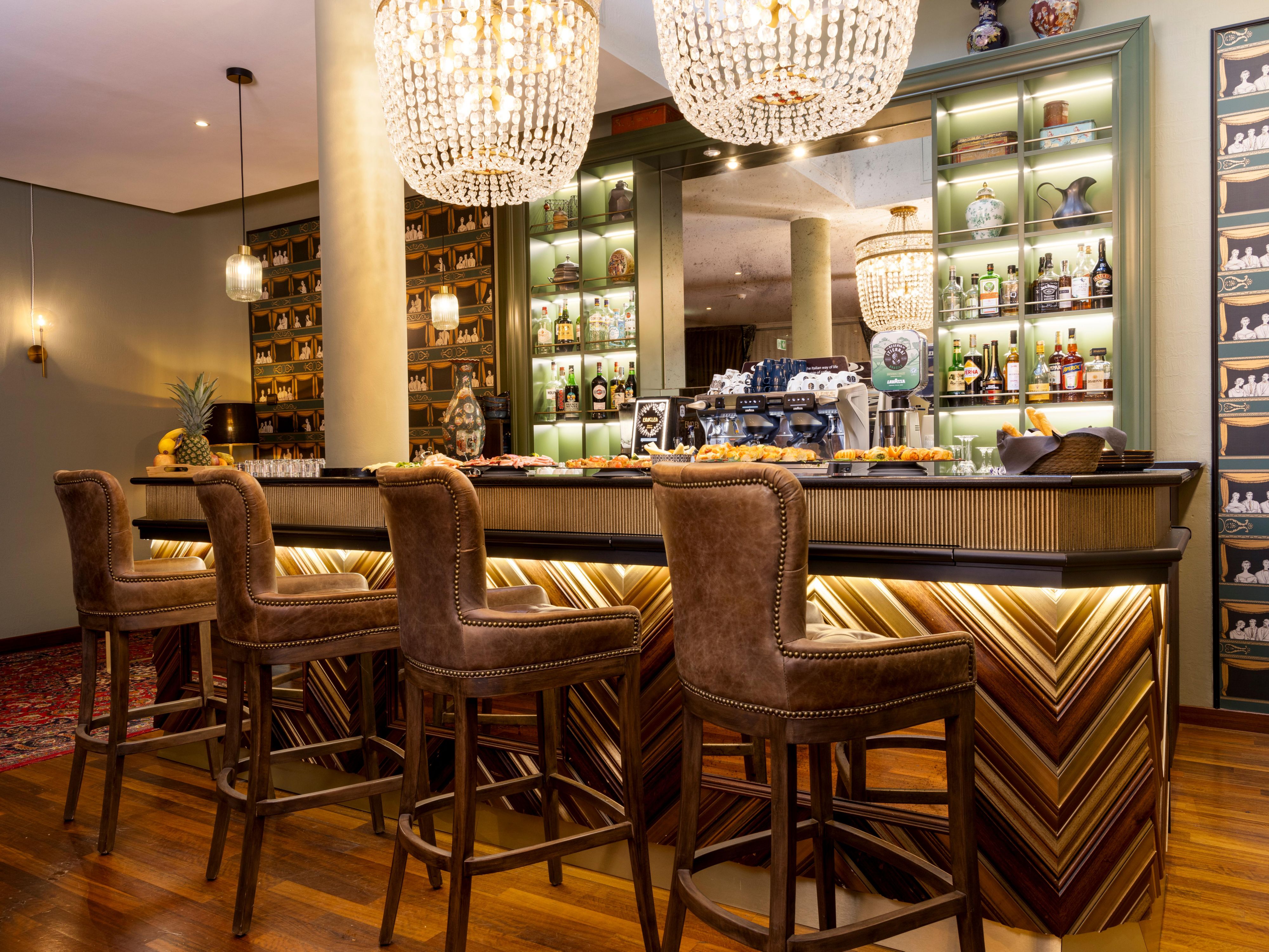 Lobby Bar