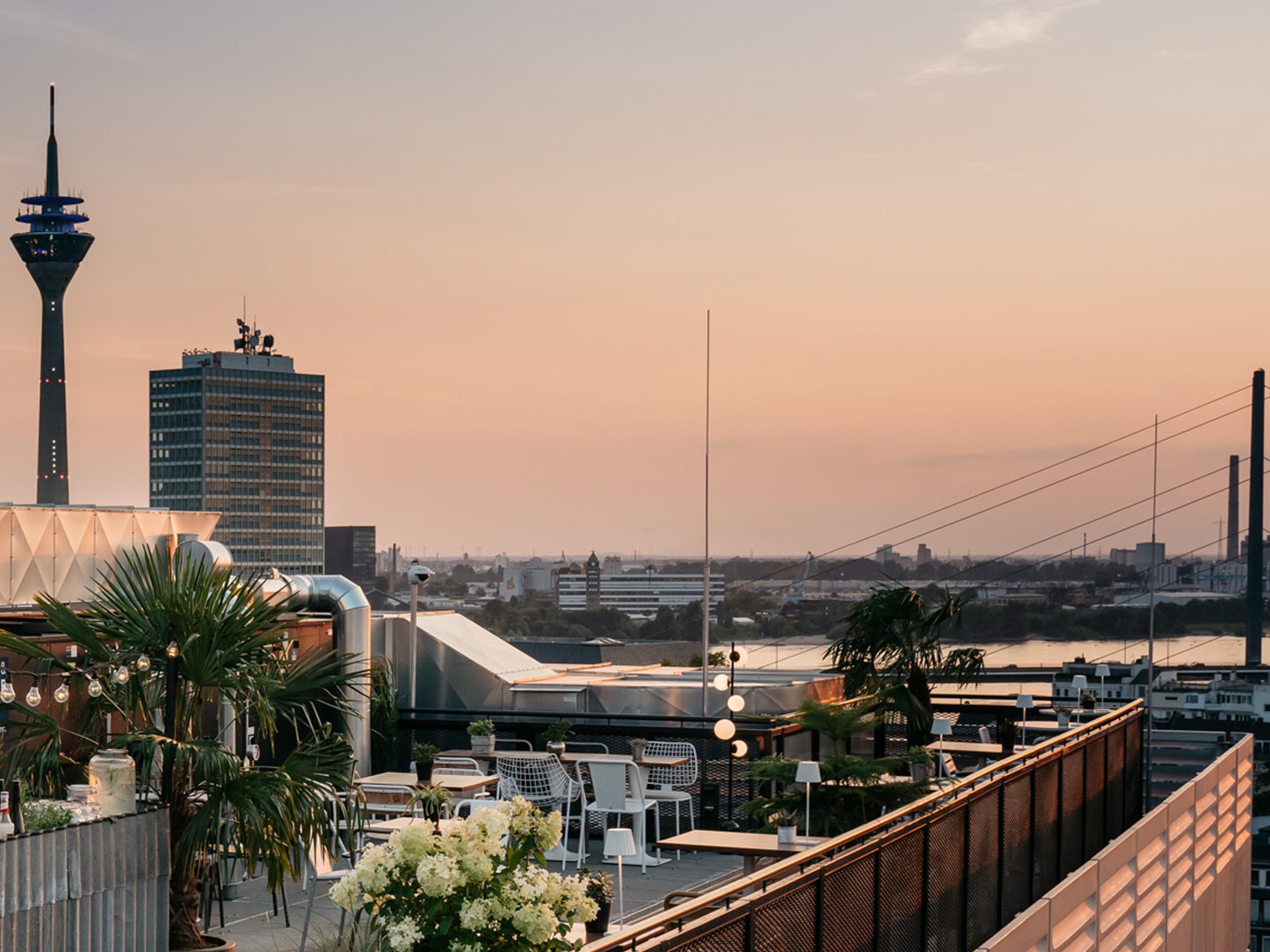 Ruby Luna Hotel Dusseldorf | View over Dusseldorf