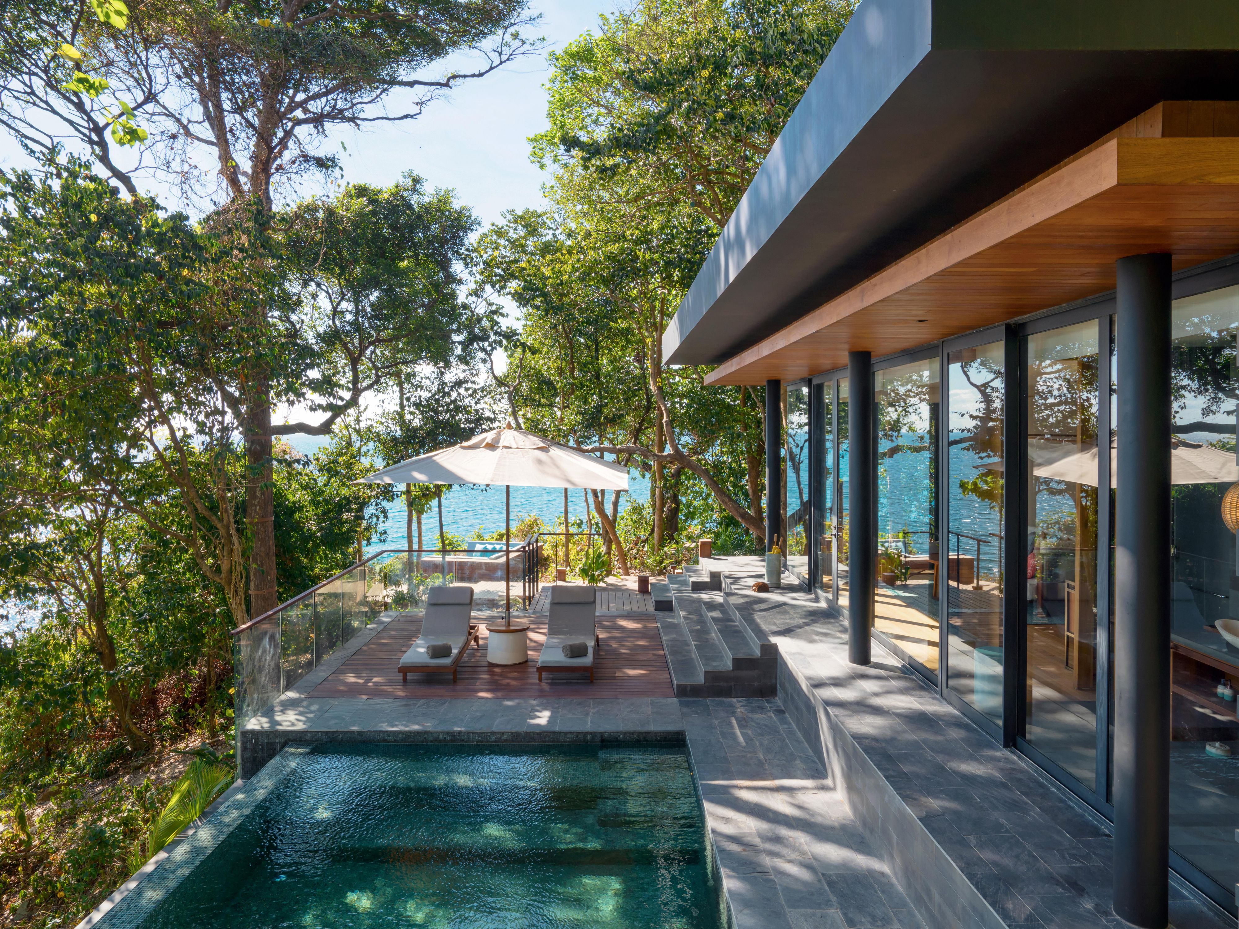 Ocean Pool Villa