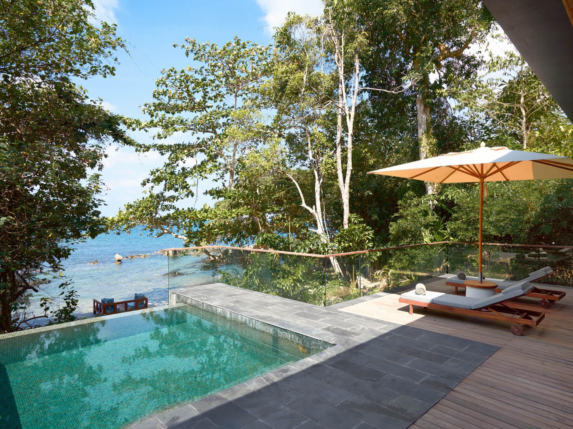 Absolute front-row ocean views and a relaxed lifestyle