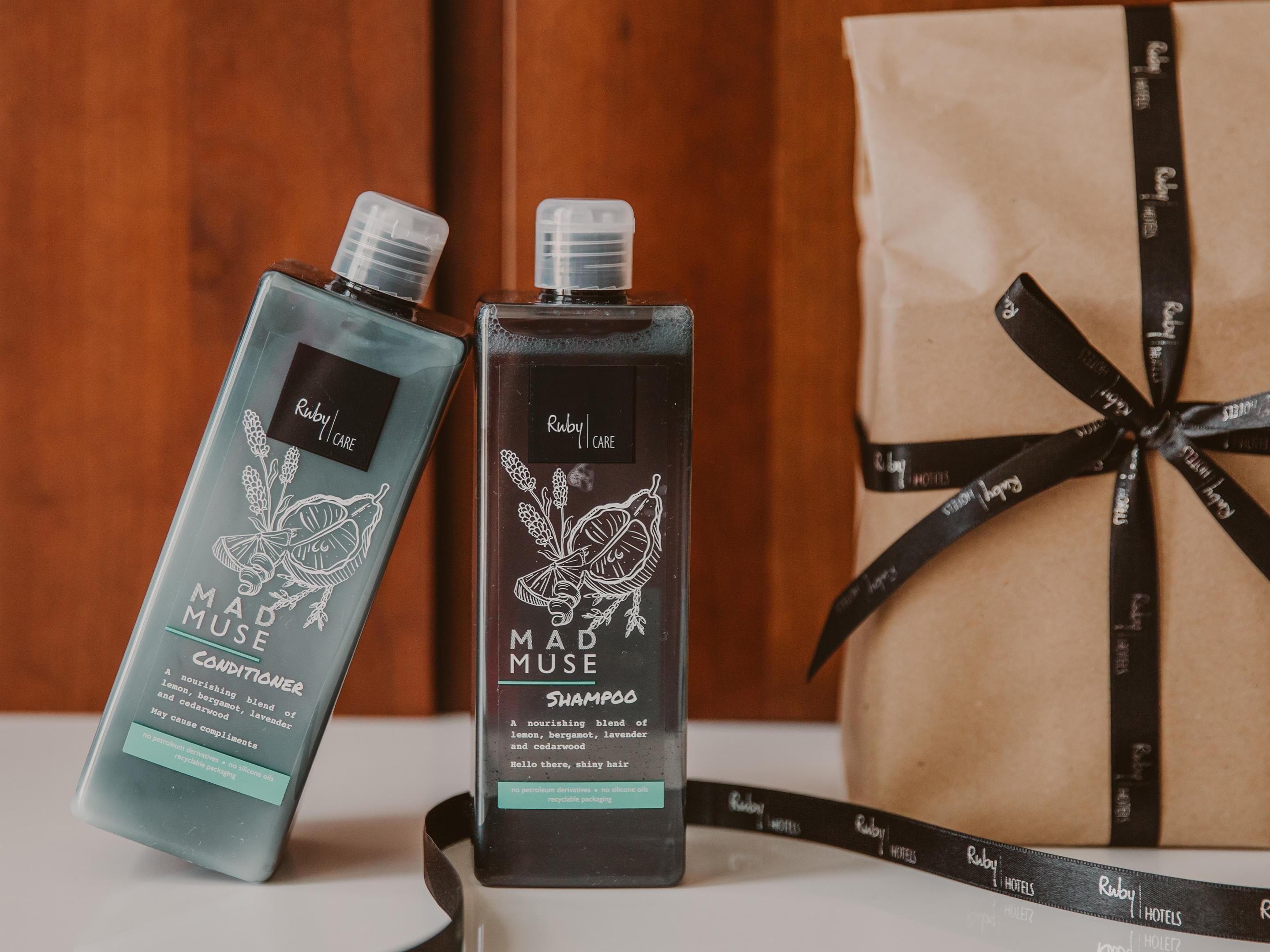 Enjoy a little Lean Luxury at home, with aromatherapy Ruby Care shampoos and shower gels, scented candles, organic tea and Hausbrandt coffee. A curated selection of Ruby essentials is available on site to bring a touch of the experience into your own space.