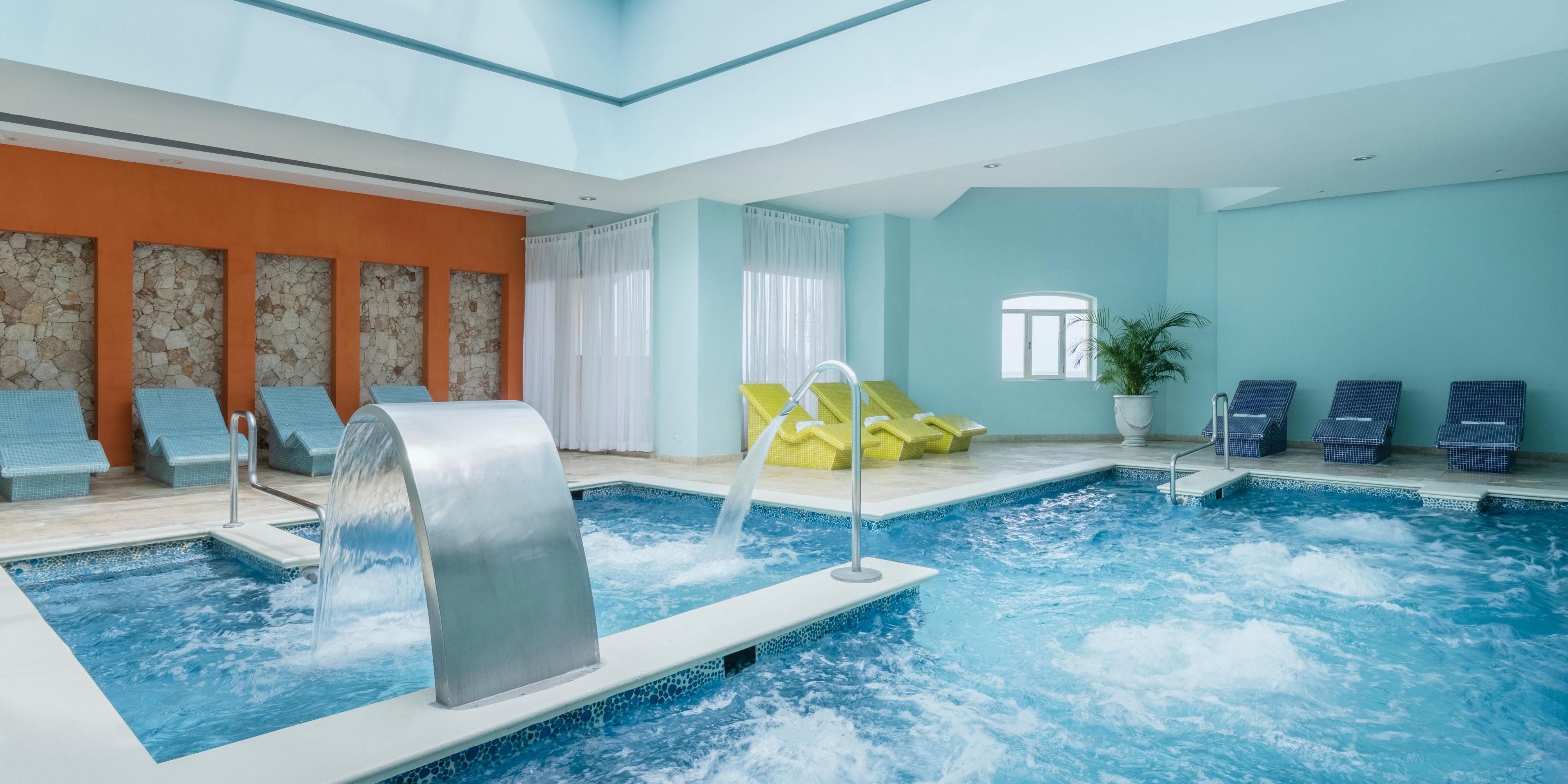 Restore balance at our premier spa in Montego Bay, Jamaica, where relaxation meets rejuvenation. Indulge in revitalizing seaweed wraps, soothing seaside massages, and holistic wellness treatments. Stay active with state-of-the-art fitness, daily yoga, and access to world-class golf courses, offering the perfect blend of tranquility and recreation.