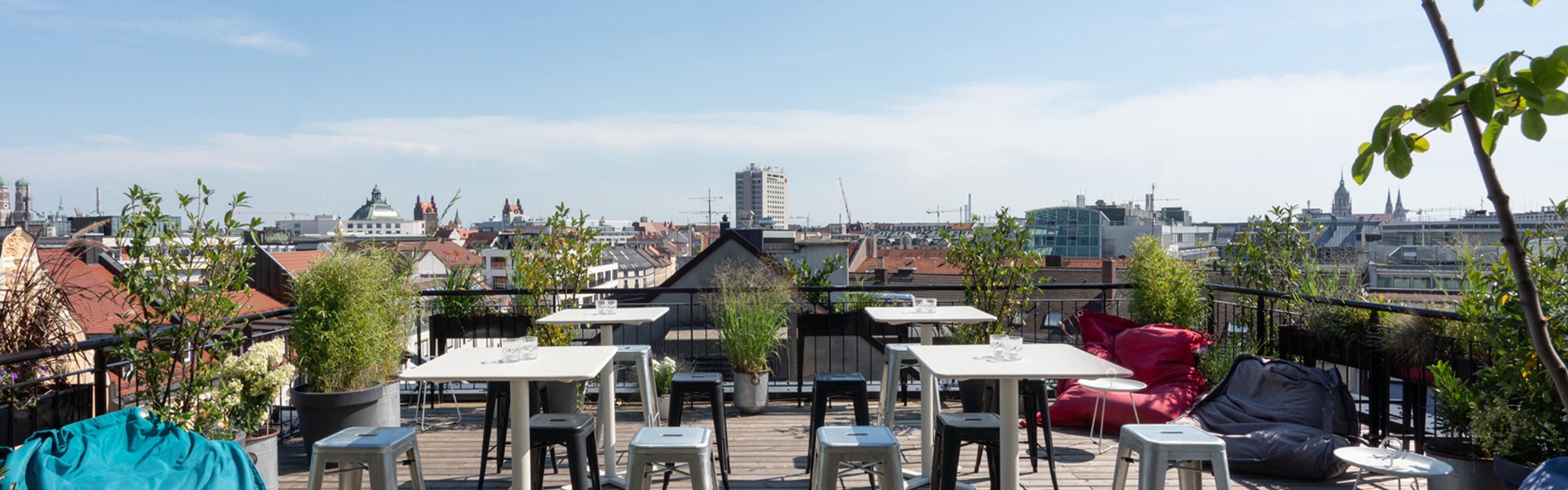 Ruby Lilly Hotel Munich | Rooftop with a view