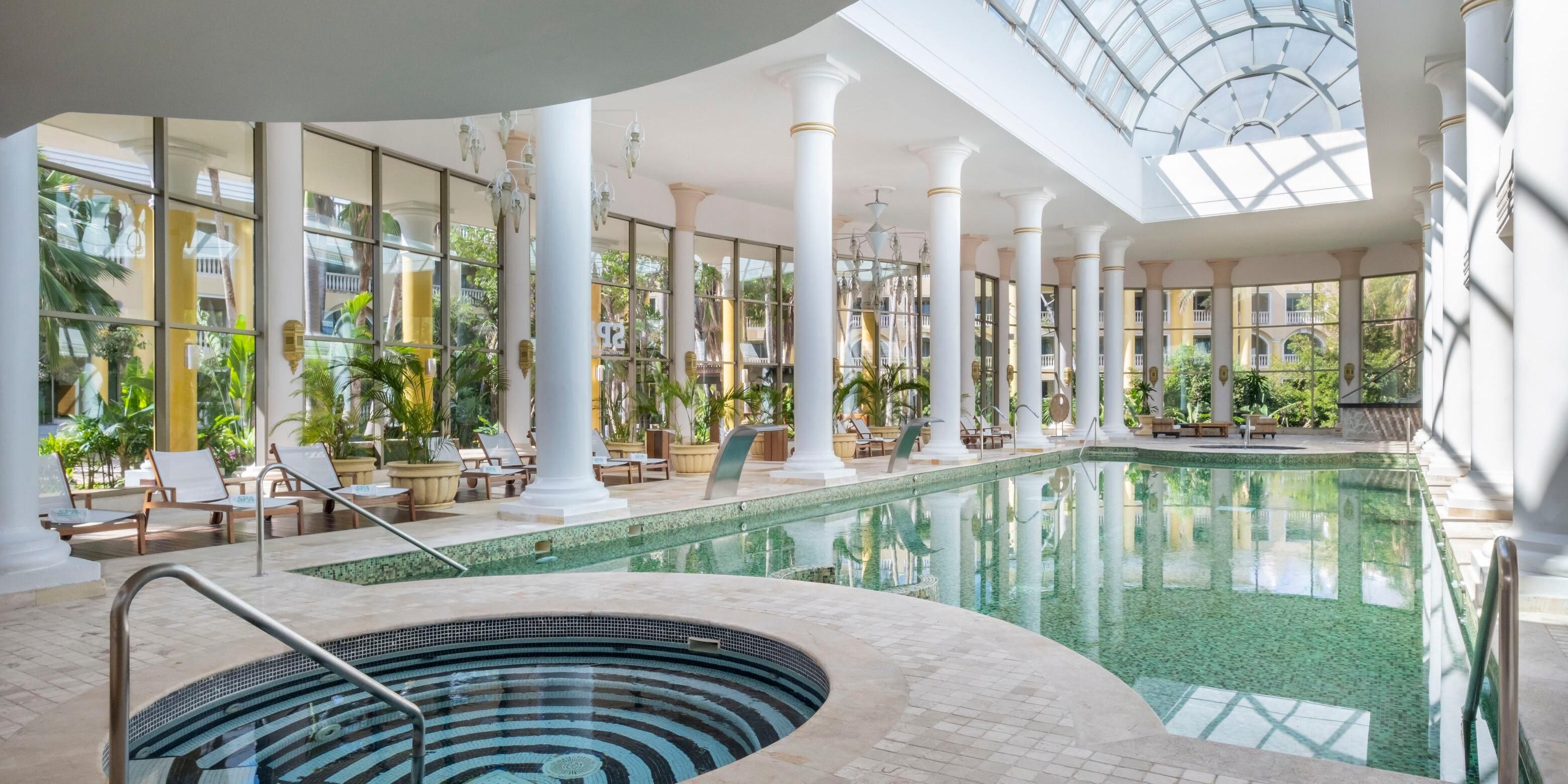 Unwind at SPA Sensations at JOIA Paraíso, where luxury meets wellness. Enjoy Turkish and Roman baths, thalassotherapy pools, and beachfront massages. Indulge in personalized treatments using natural elements like stones, plants, oils, and tropical fruits.