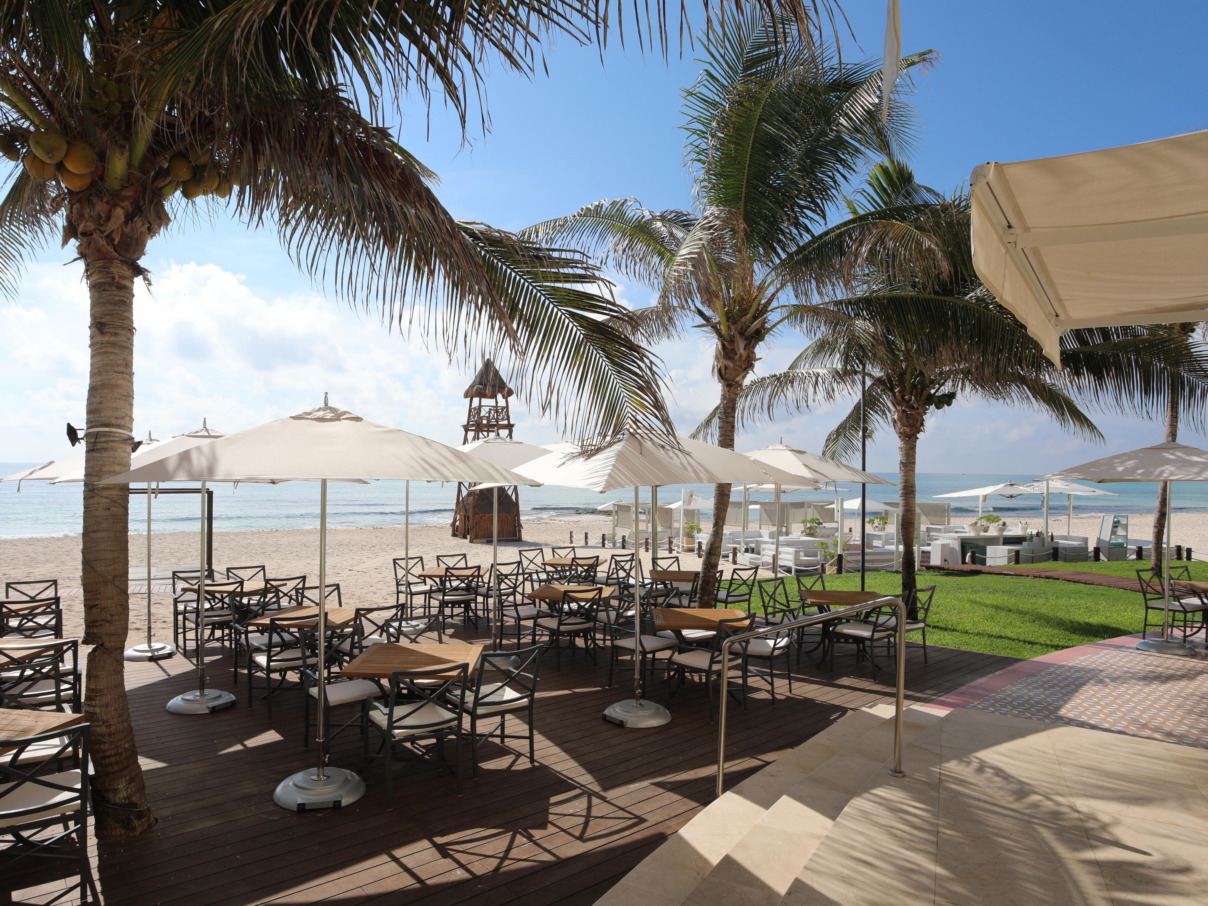 La Brisa beach bar
